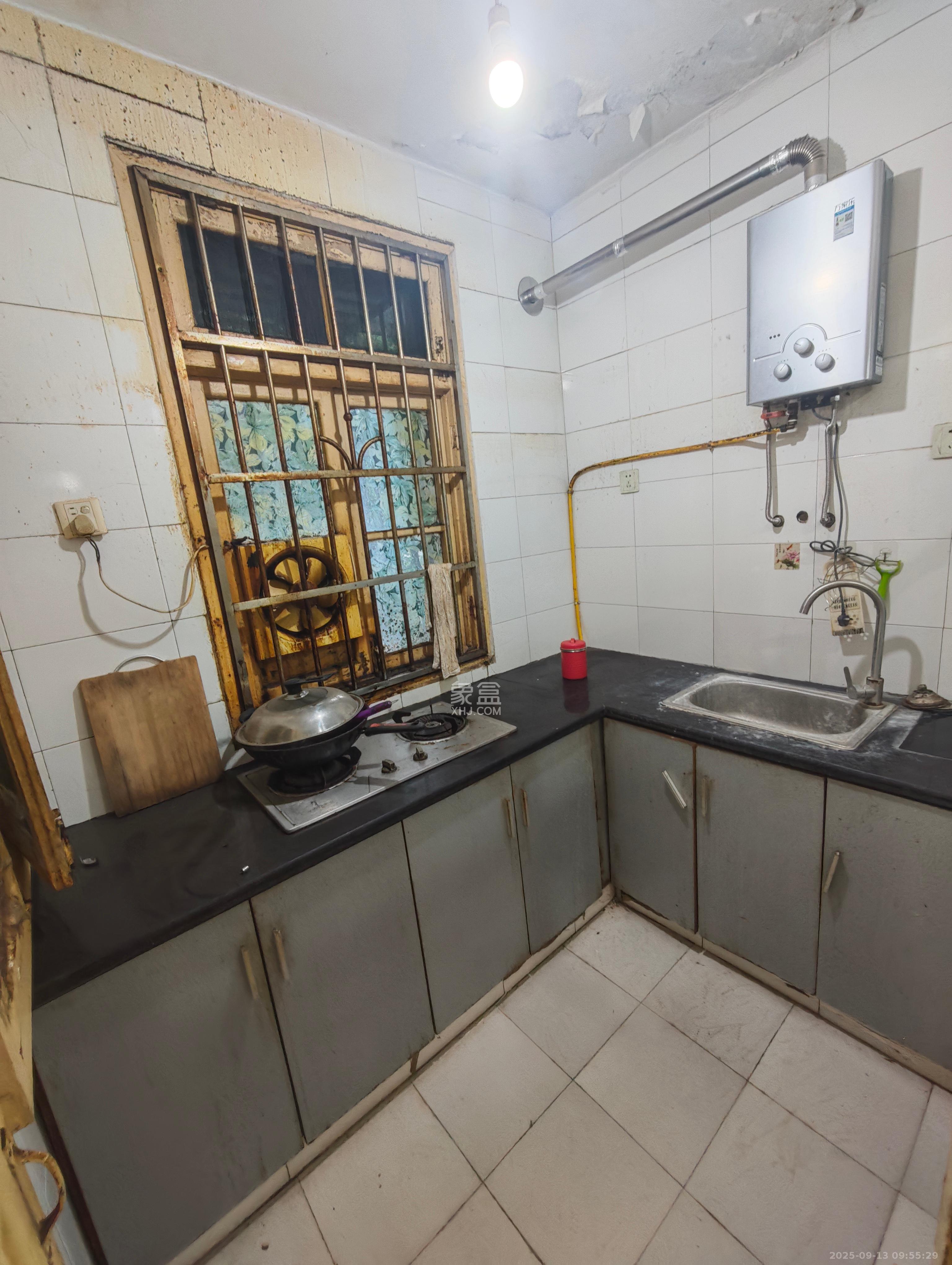 省建苑小区  3室2厅1卫    2200.0元/月室内图