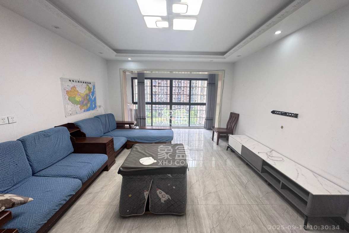 邦盛水岸御园  3室2厅1卫    1800.0元/月 邦盛水岸御园  3室2厅1卫    1800.0元/月室内图