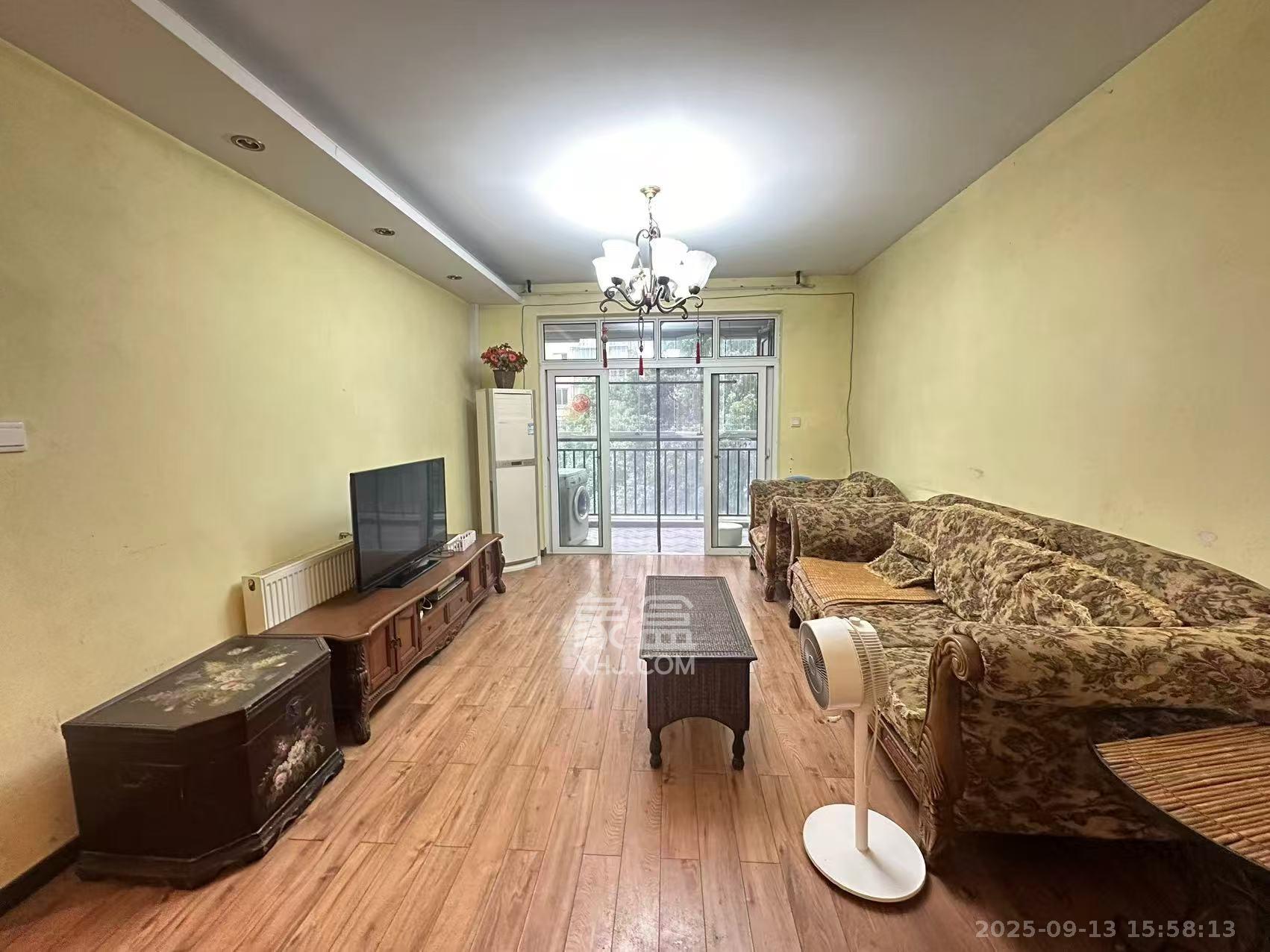 金碧文华 3室2厅1卫 2100.0元/月 金碧文华 3室2厅1卫 2100.0元/月室内图