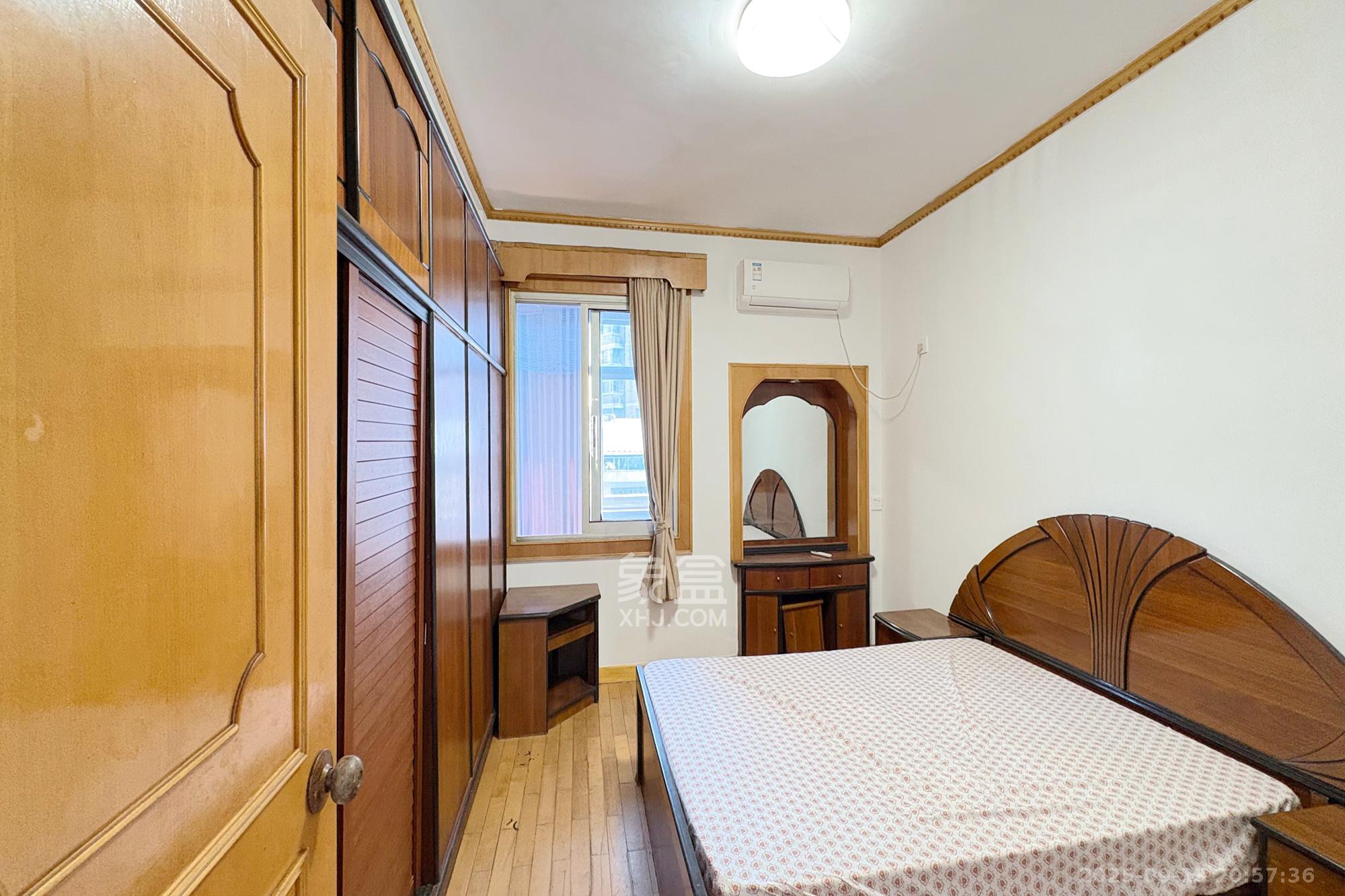 湖南省机械局宿舍（东茅街30号）  2室2厅1卫    68.0万卧室