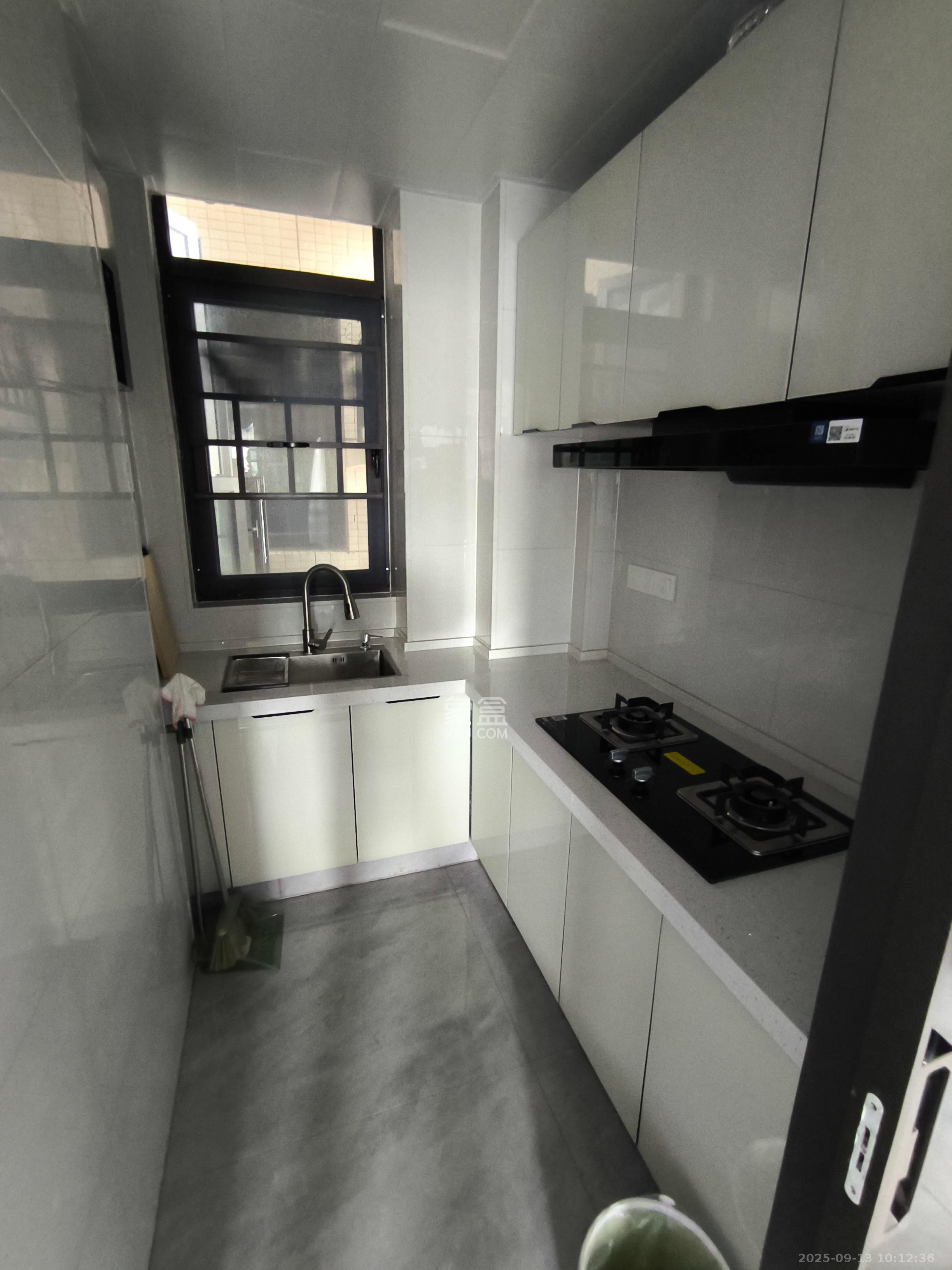 文景领秀 2室1厅1卫 2280.0元/月 文景领秀 2室1厅1卫 2280.0元/月室内图