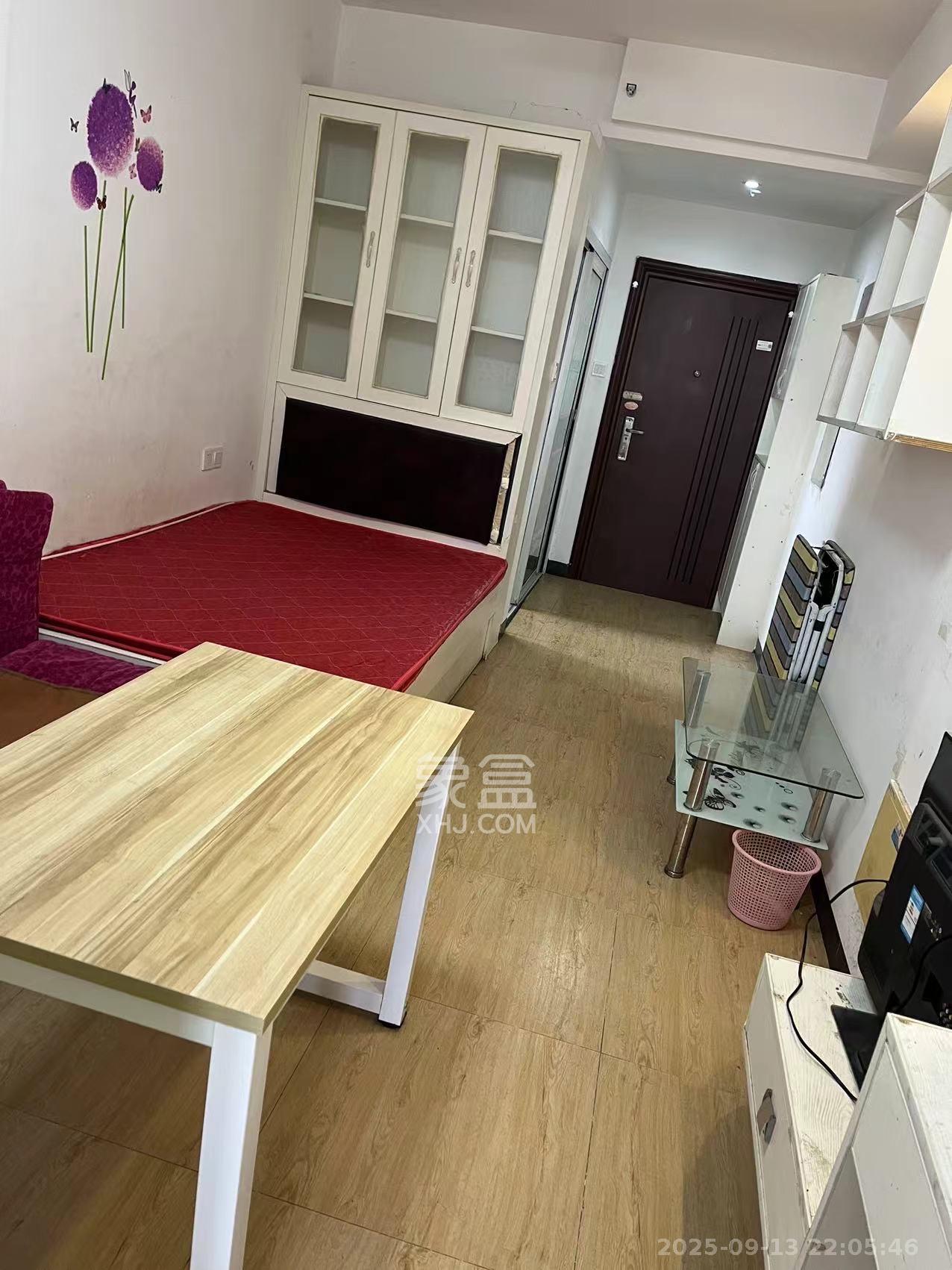 保利麓谷林语I区 1室1厅1卫 1300.0元/月 保利麓谷林语I区 1室1厅1卫 1300.0元/月室内图