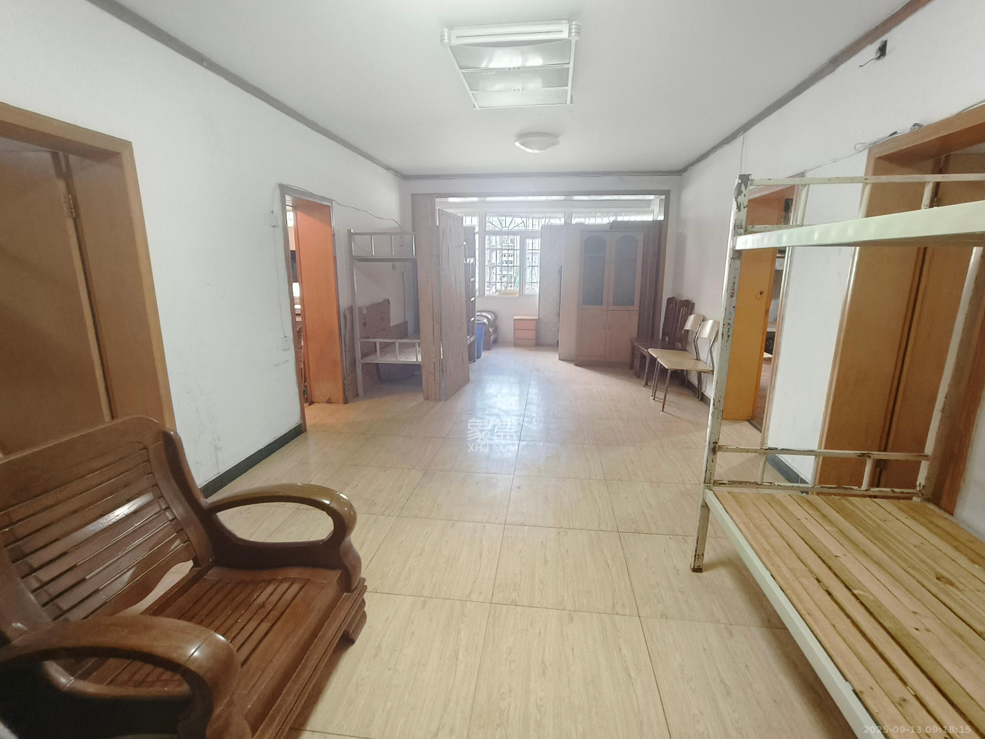 南门口晏家塘社区 3室1厅1卫 2800.0元/月 南门口晏家塘社区 3室1厅1卫 2800.0元/月室内图