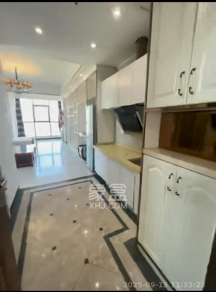 华侨假日中心(晟华苑)  1室1厅1卫    1800.0元/月 华侨假日中心(晟华苑)  1室1厅1卫    1800.0元/月