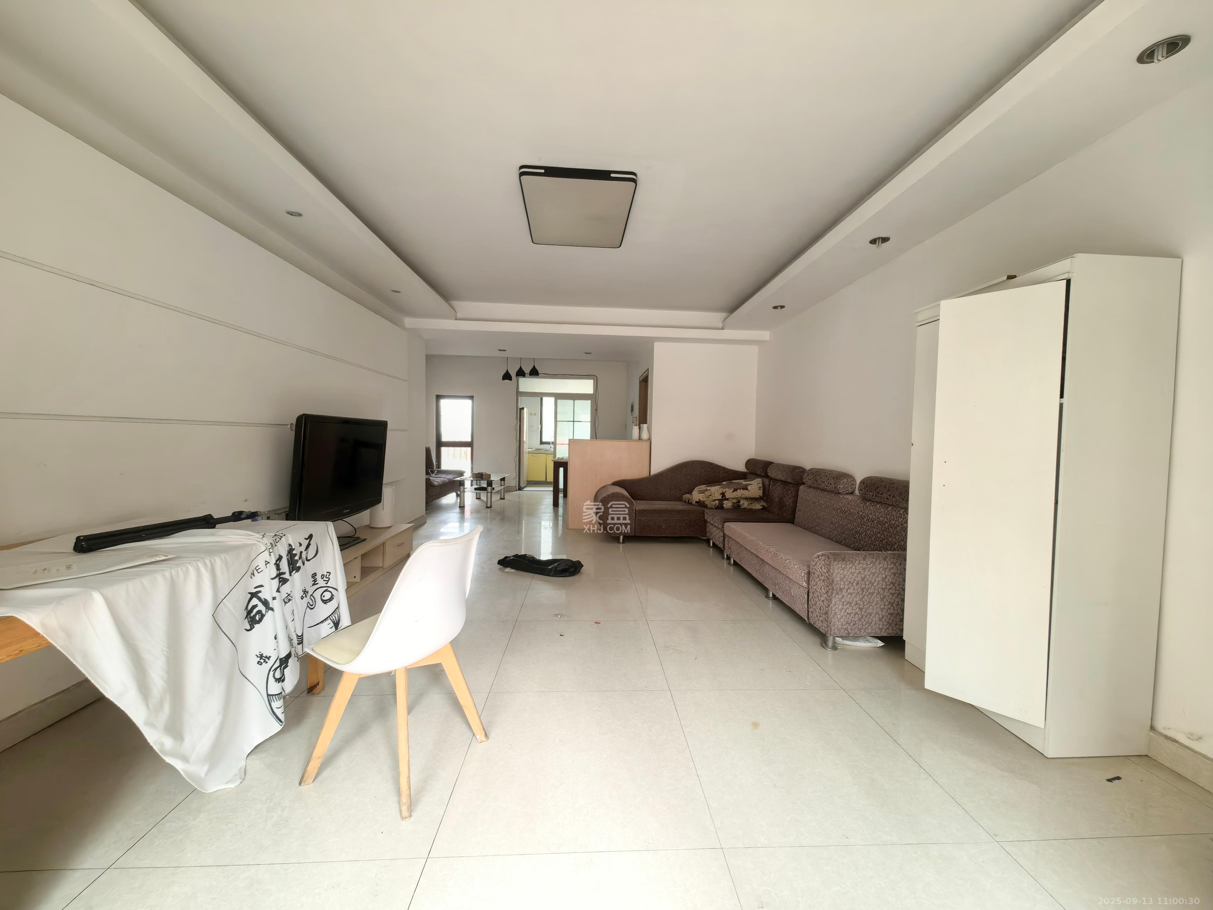 三江花中城 3室2厅2卫 2100.0元/月 三江花中城 3室2厅2卫 2100.0元/月室内图