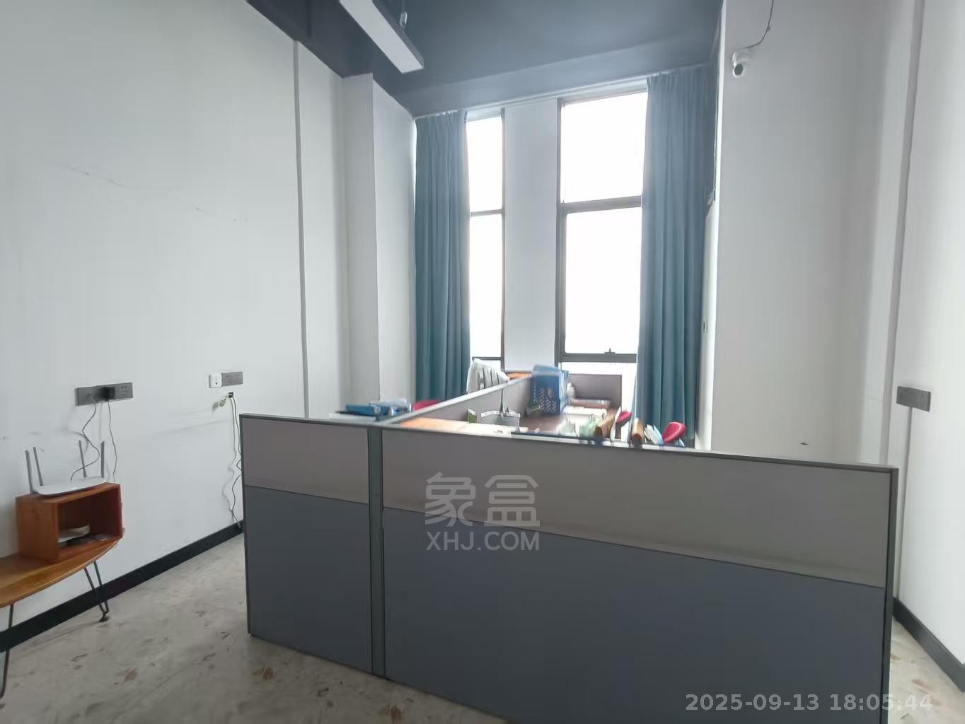 未来云环球中心  1室0厅0卫    20000.0元/月 未来云环球中心  1室0厅0卫    20000.0元/月室内图