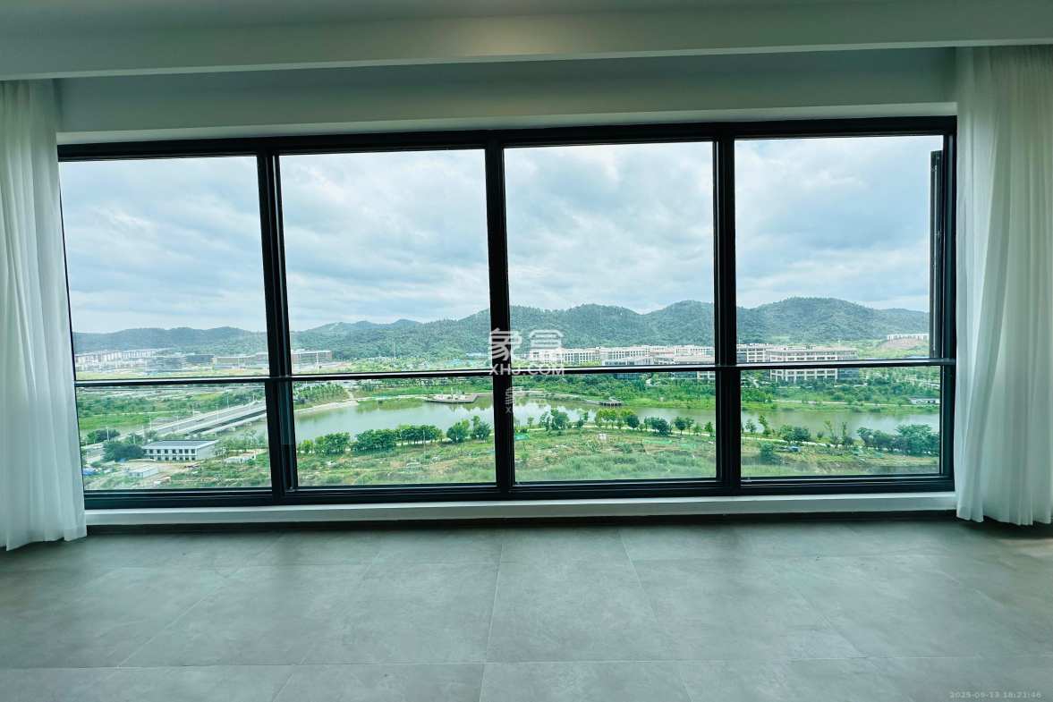 绿城招商桂语雲峯 4室2厅2卫 7000.0元/月 绿城招商桂语雲峯 4室2厅2卫 7000.0元/月室内图