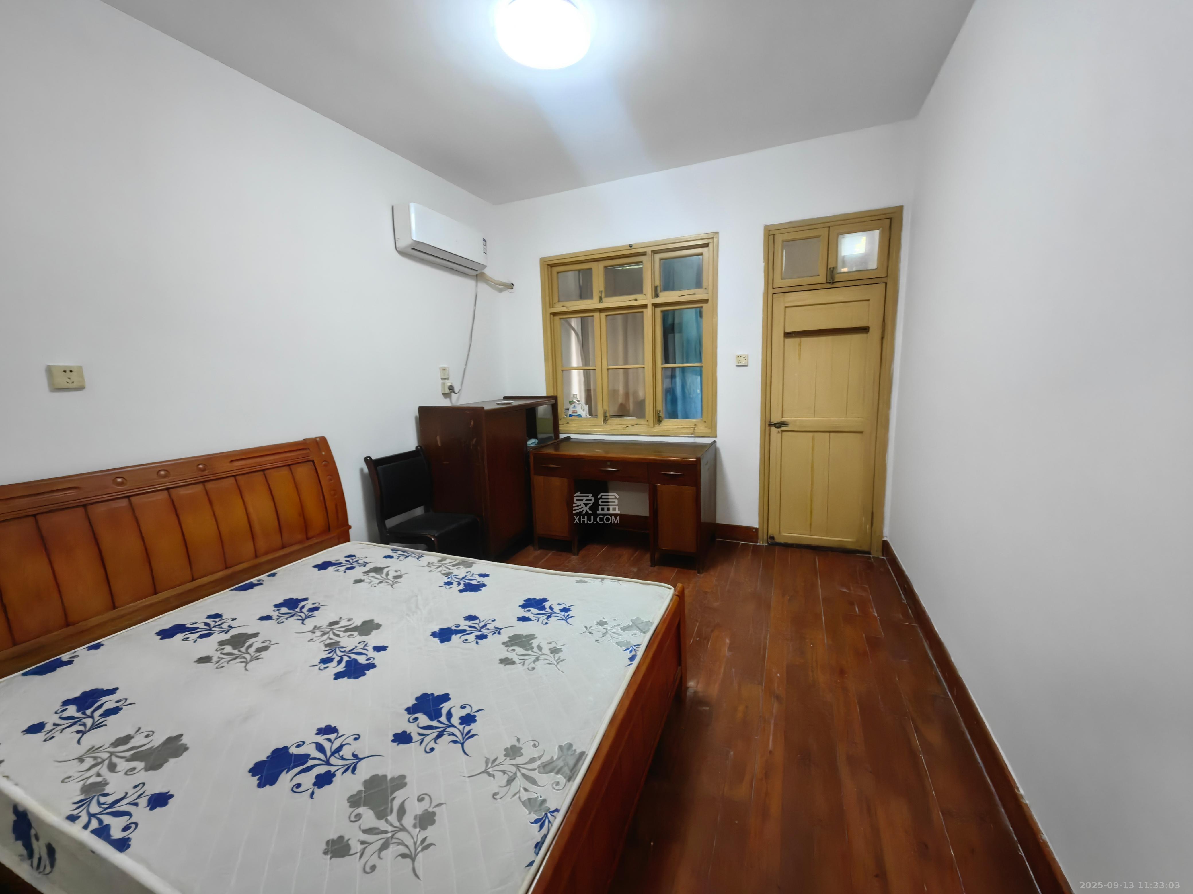 人民新村  2室1厅1卫    1300.0元/月室内图