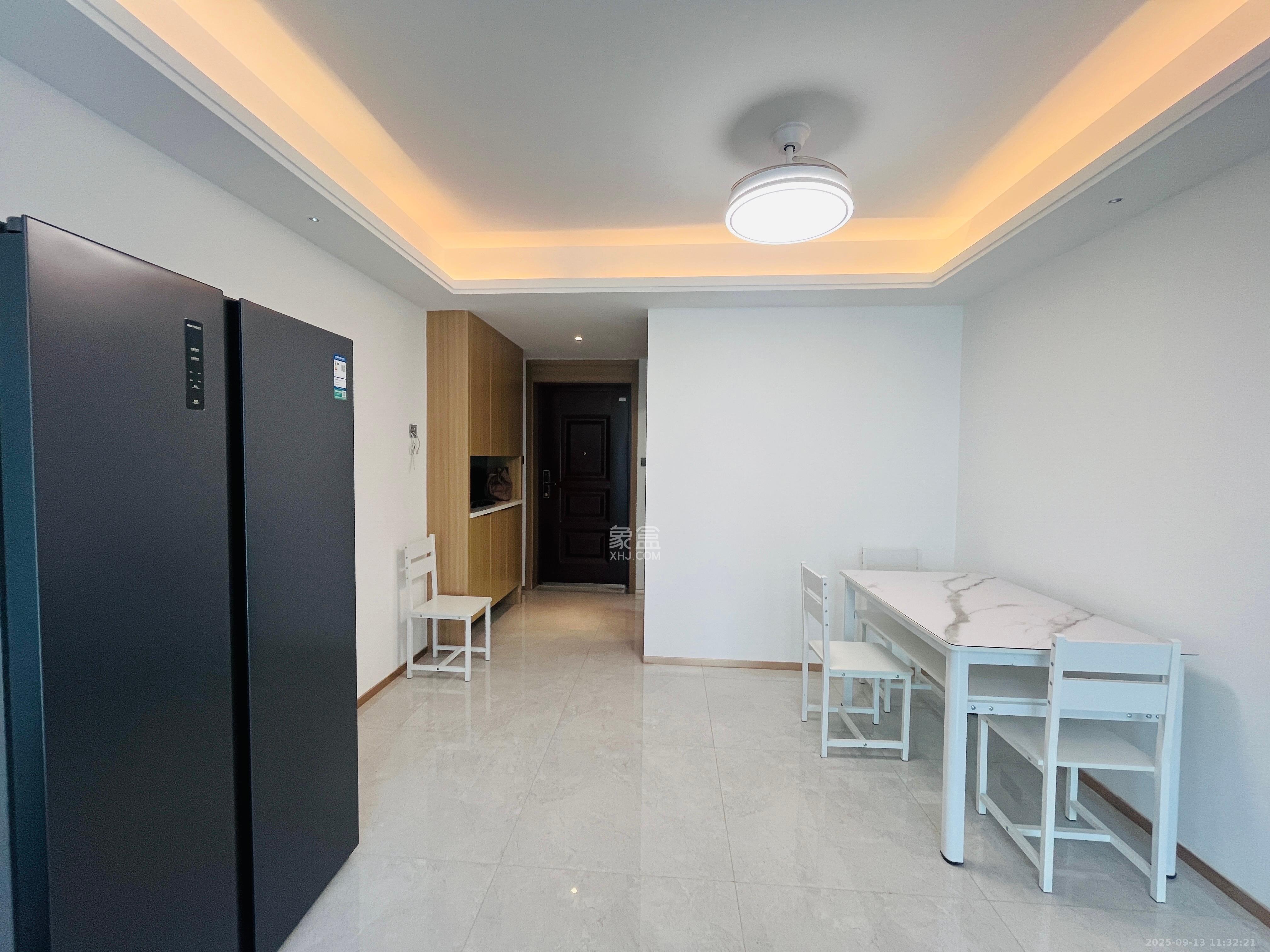 汉唐世家二期 3室2厅2卫 2300.0元/月 汉唐世家二期 3室2厅2卫 2300.0元/月室内图