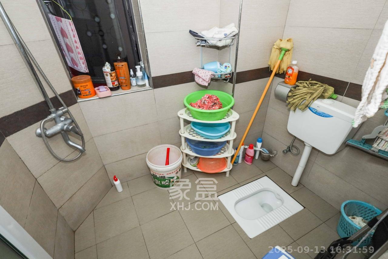 保利麓谷林语F区 3室2厅1卫 2600.0元/月 保利麓谷林语F区 3室2厅1卫 2600.0元/月室内图