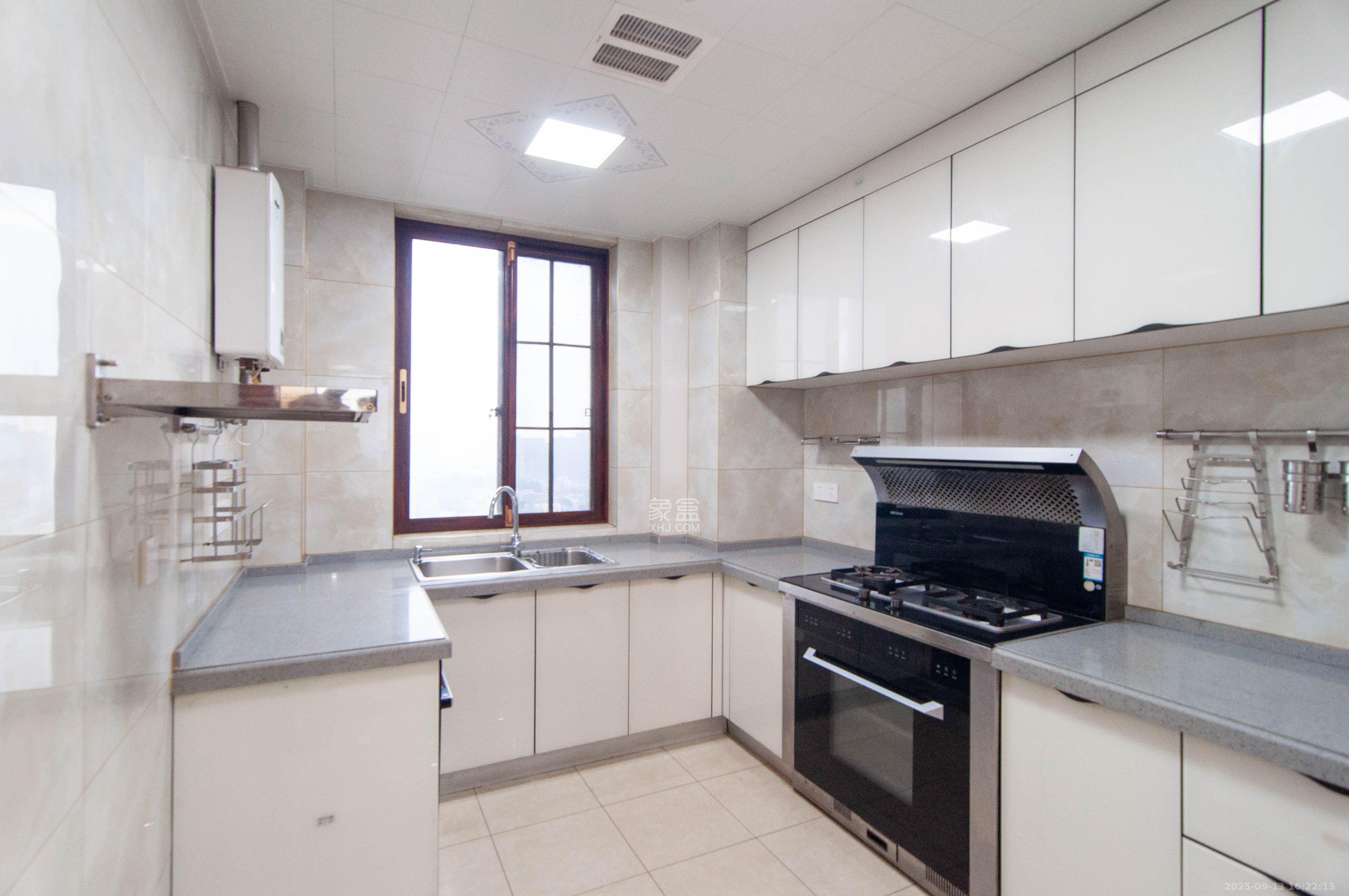 中一九骏(枫桥苑) 4室2厅2卫 4000.0元/月 中一九骏(枫桥苑) 4室2厅2卫 4000.0元/月室内图