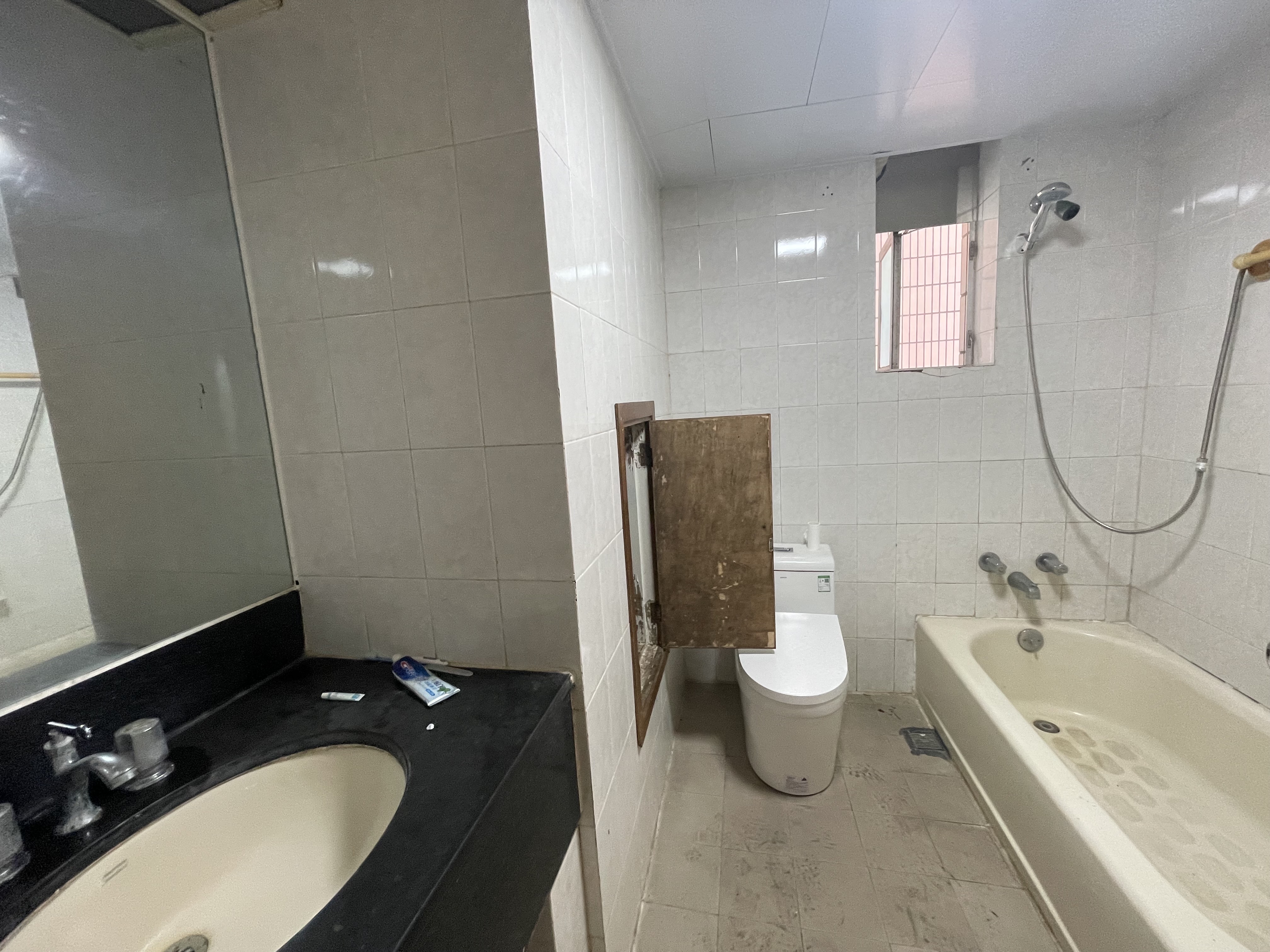 帝晶大厦 2室2厅1卫 2300.0元/月 帝晶大厦 2室2厅1卫 2300.0元/月室内图