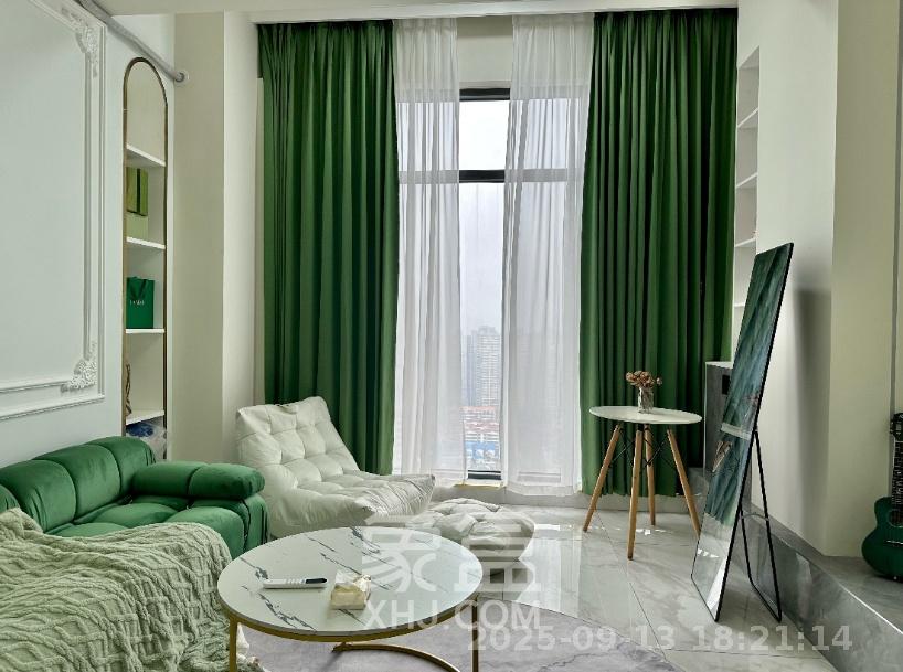 环亚高铁芯城  2室1厅1卫    2400.0元/月 环亚高铁芯城  2室1厅1卫    2400.0元/月