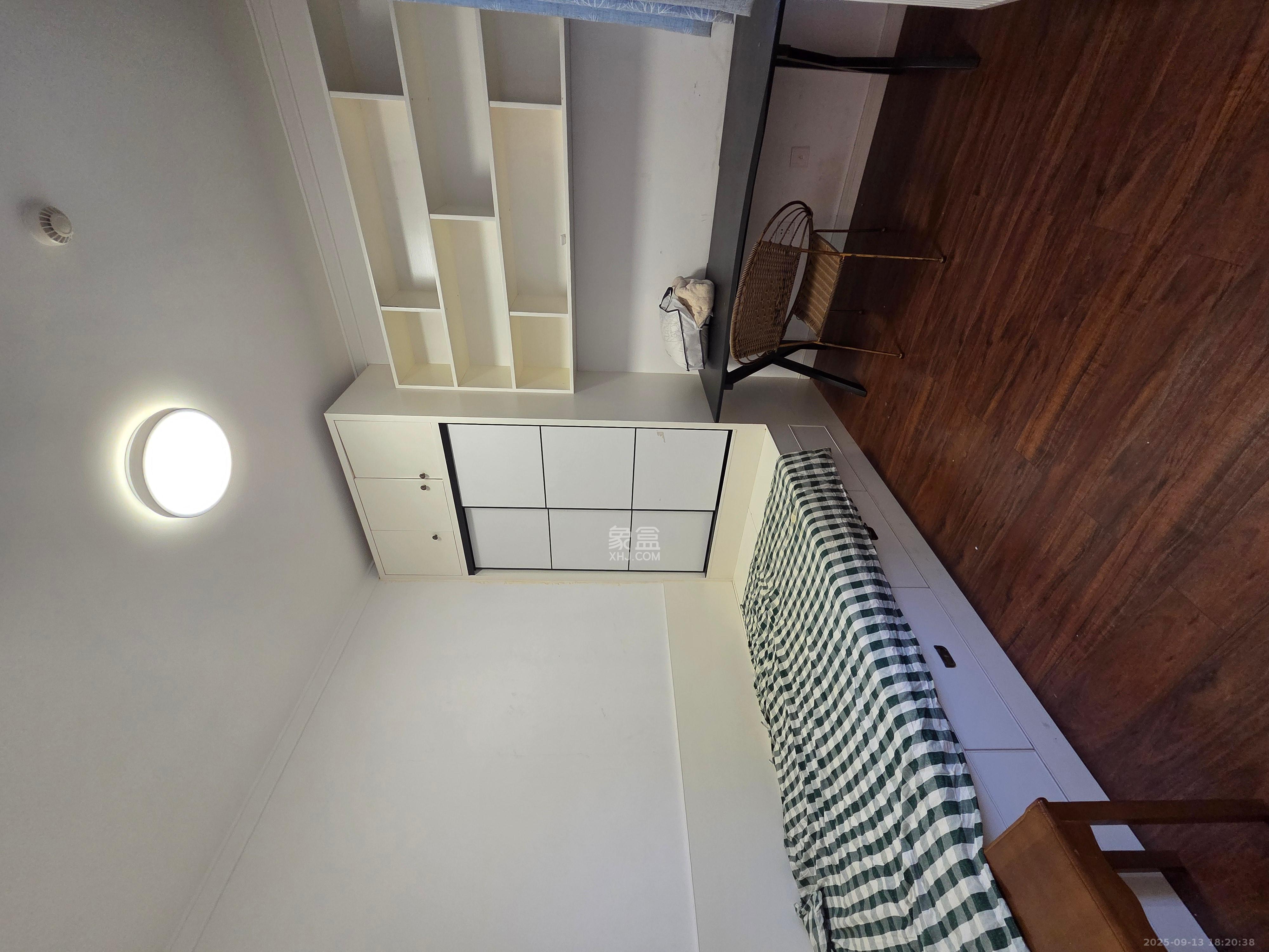 万科里金域国际 3室2厅2卫 3500.0元/月 万科里金域国际 3室2厅2卫 3500.0元/月室内图