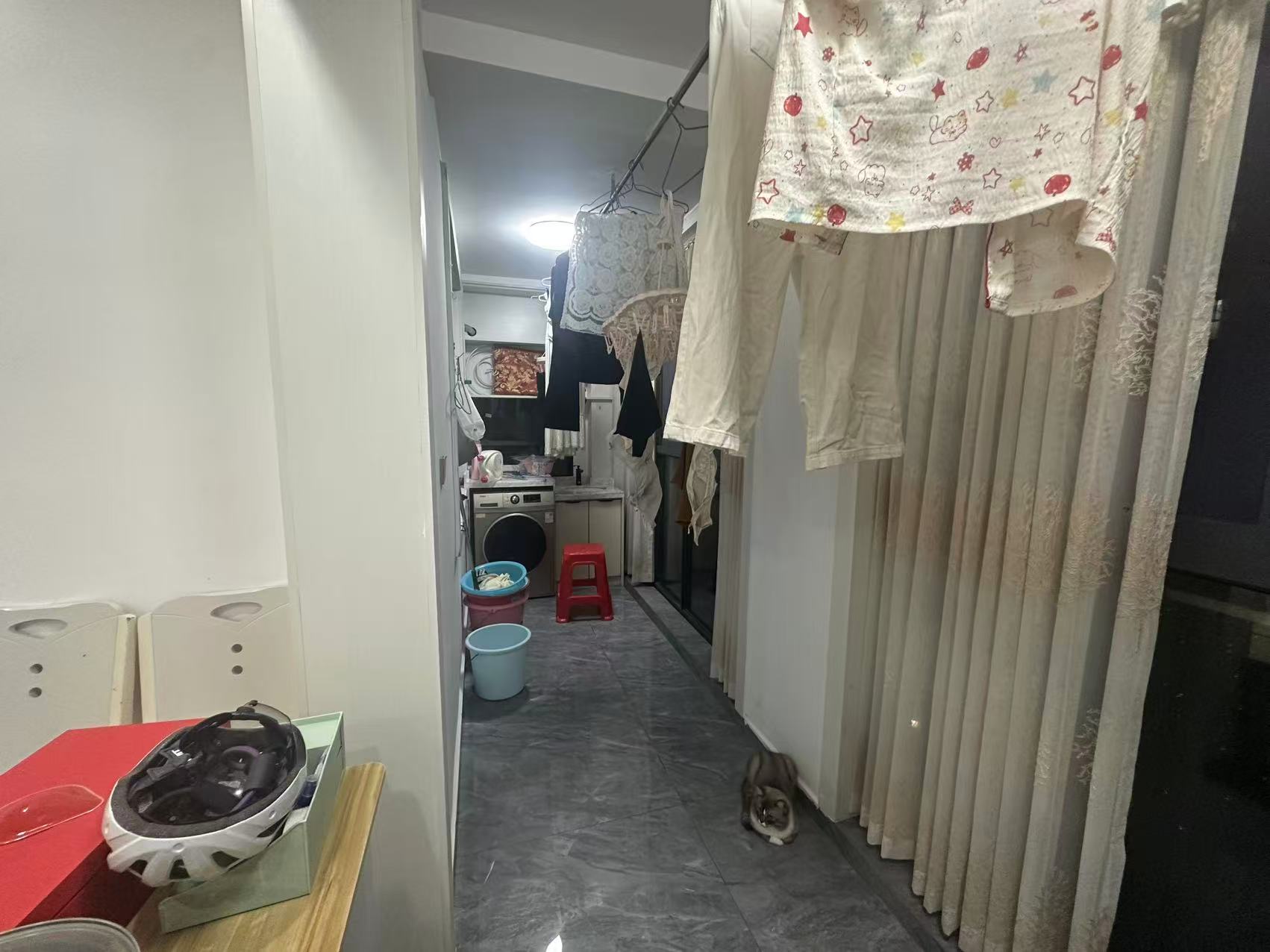 天门壹号 4室2厅1卫 2200.0元/月 天门壹号 4室2厅1卫 2200.0元/月室内图