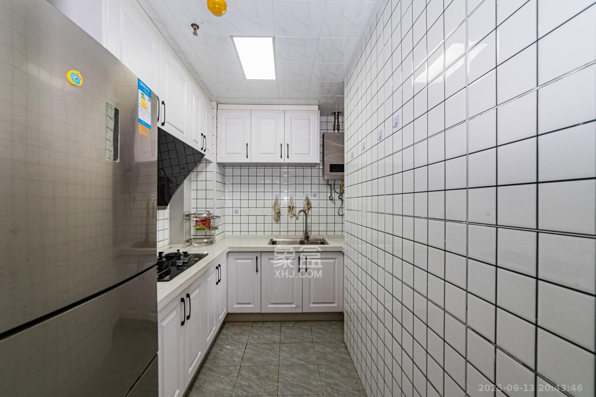 北辰三角洲E7区 3室2厅2卫 170.0万 北辰三角洲E7区 3室2厅2卫 170.0万厨房