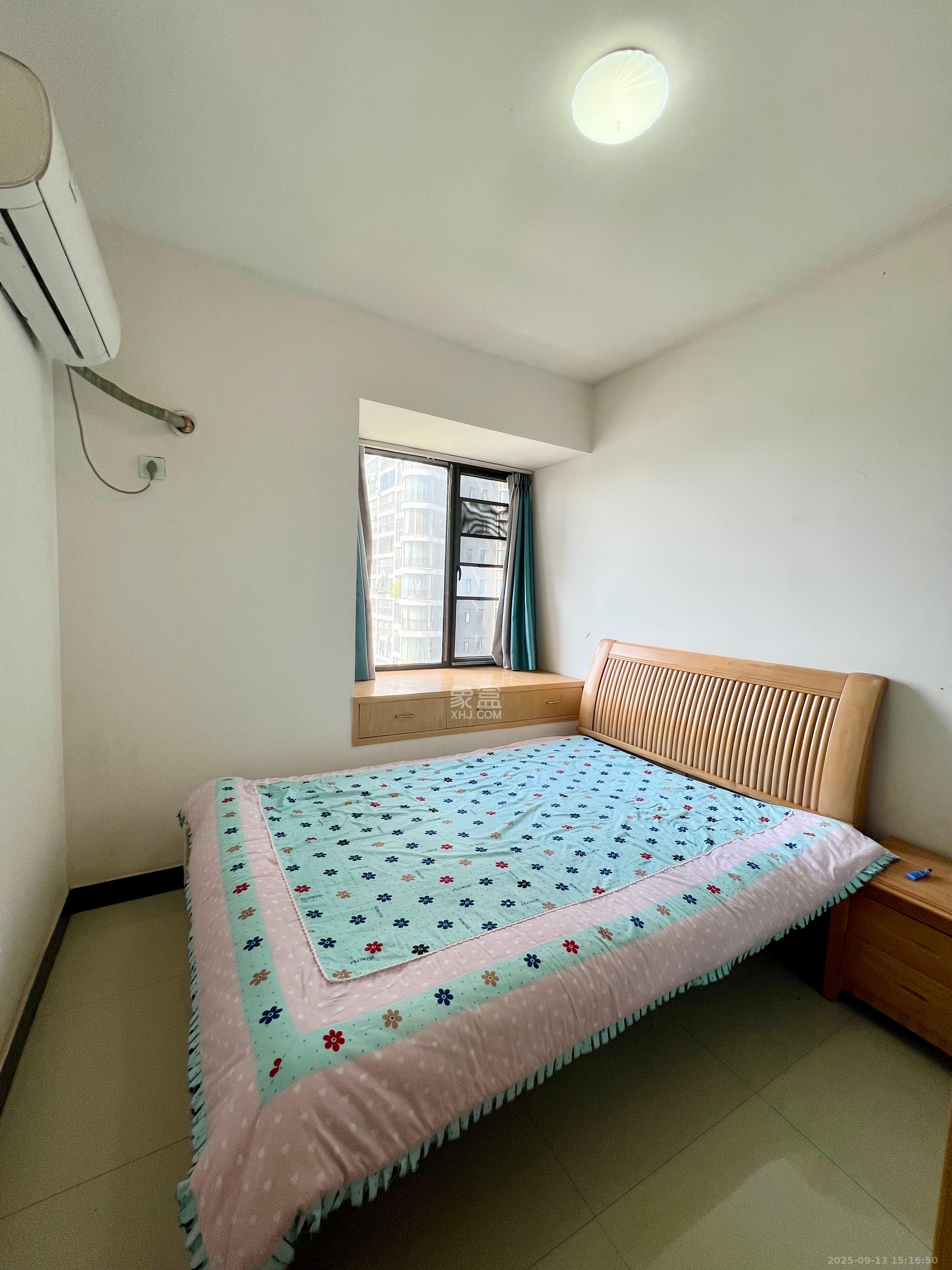 极目楚天 2室2厅1卫 2000.0元/月 极目楚天 2室2厅1卫 2000.0元/月室内图