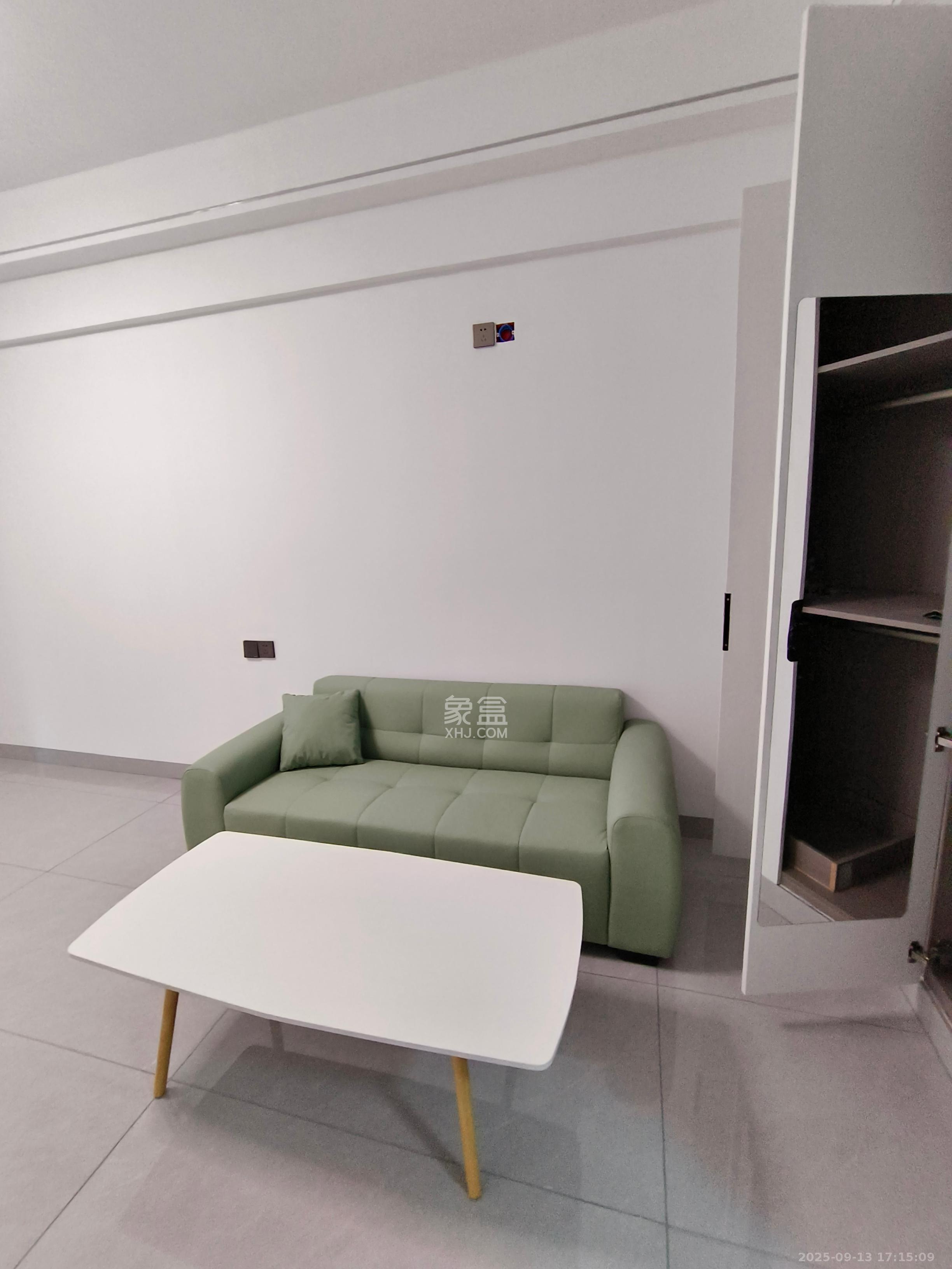 星沙算中心 1室1厅1卫 1500.0元/月 星沙算中心 1室1厅1卫 1500.0元/月室内图