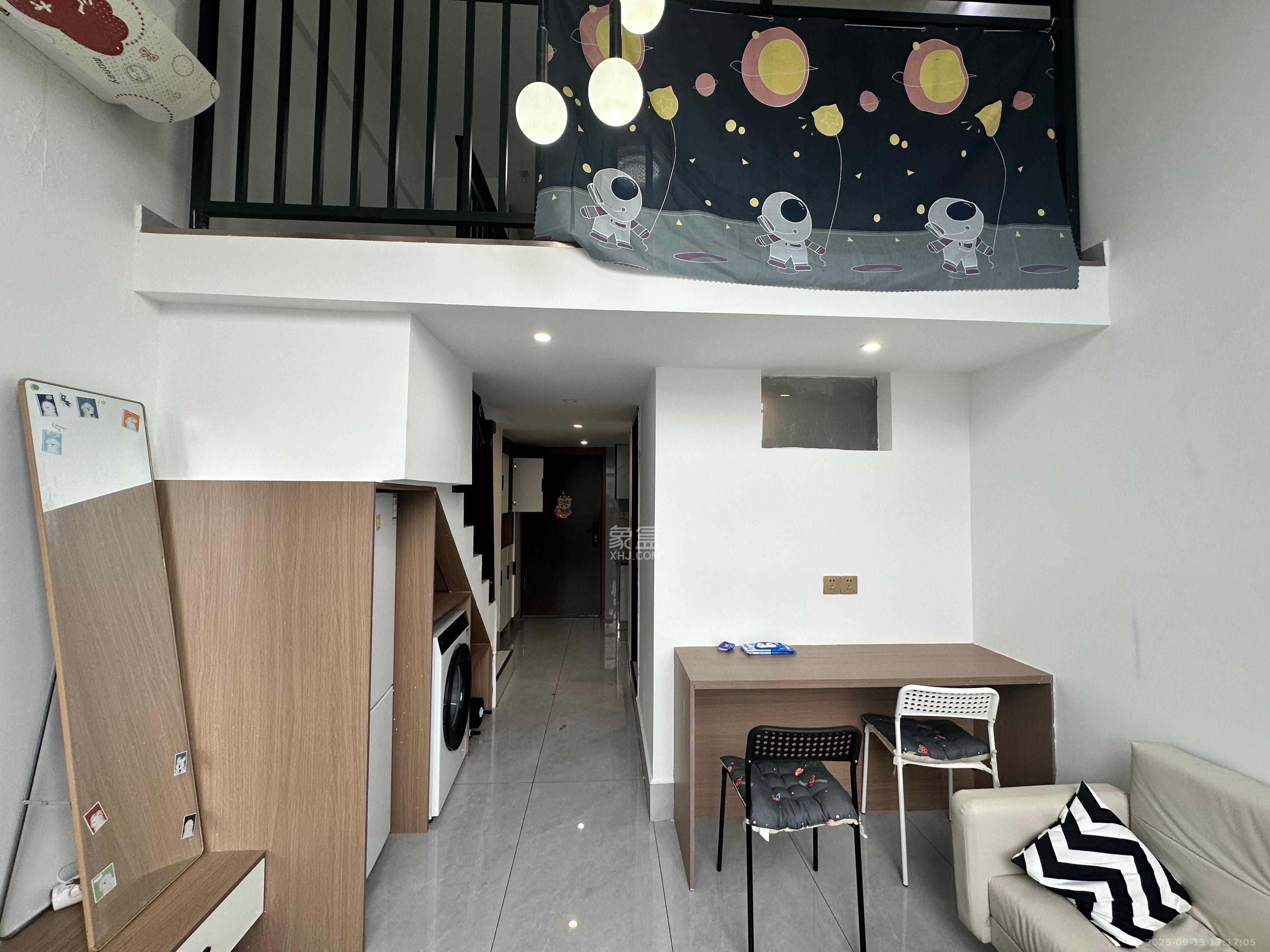 龙湖铂金岛 1室1厅1卫 1900.0元/月 龙湖铂金岛 1室1厅1卫 1900.0元/月室内图