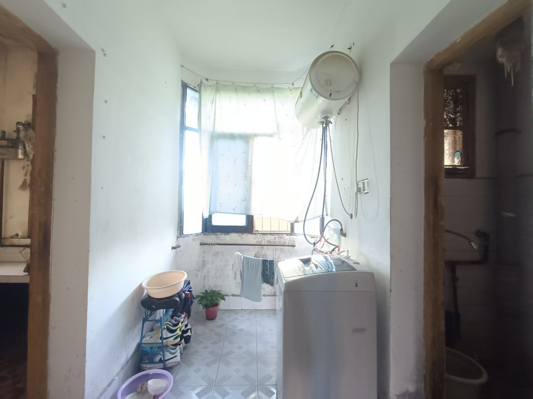 五金百货小区 1室1厅1卫 18.0万 五金百货小区 1室1厅1卫 18.0万客厅