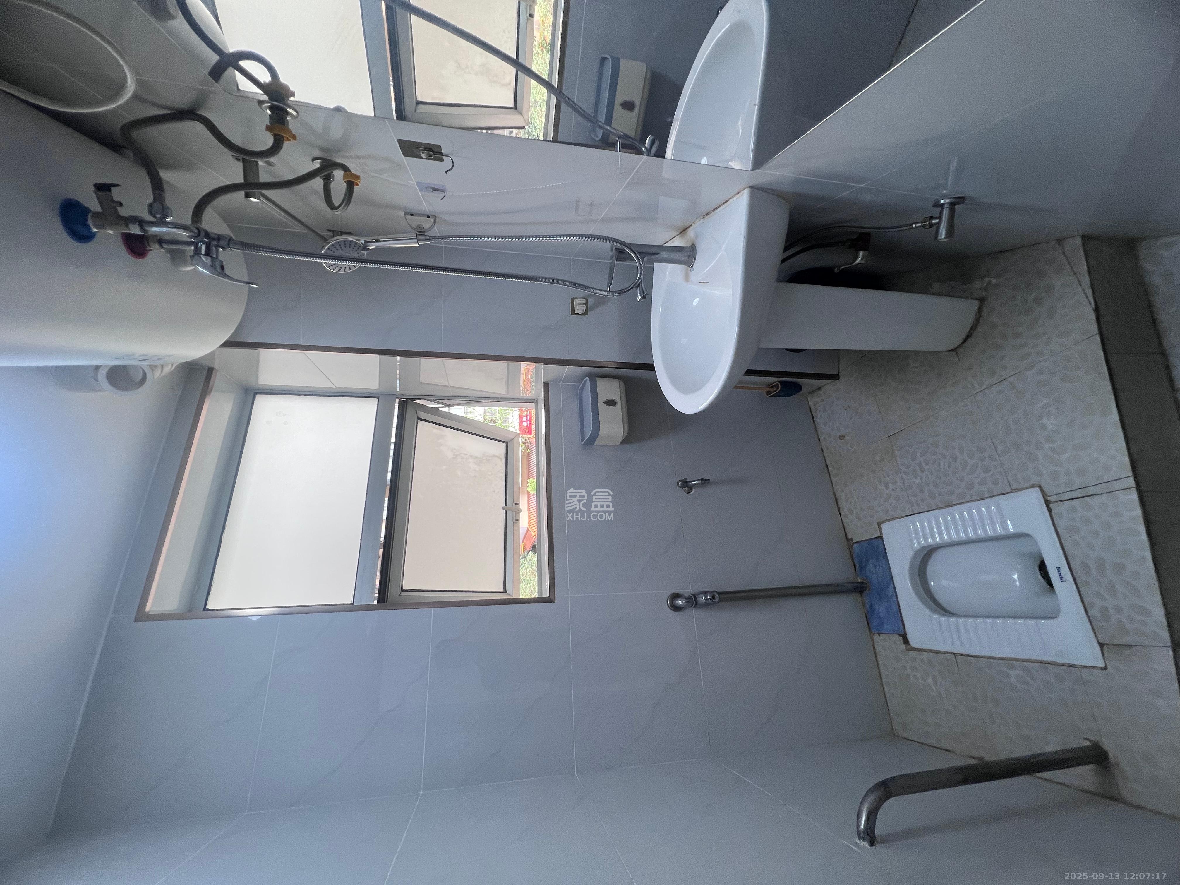 凯通国际城(凯通朝庭) 3室1厅1卫 2500.0元/月 凯通国际城(凯通朝庭) 3室1厅1卫 2500.0元/月室内图