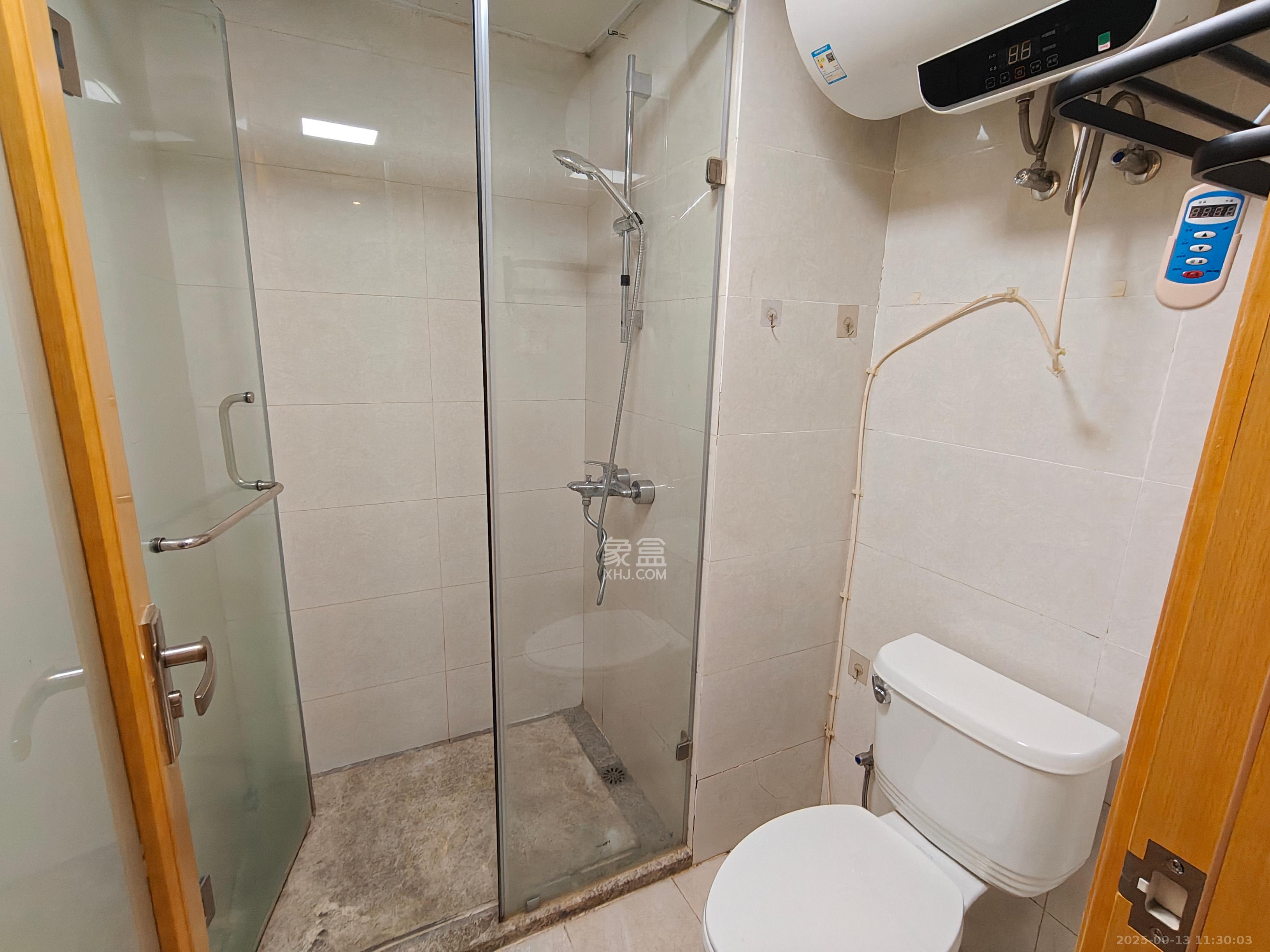 中海新城熙岸(中信新城五期) 1室1厅1卫 1500.00元/月 中海新城熙岸(中信新城五期) 1室1厅1卫 1500.00元/月室内图