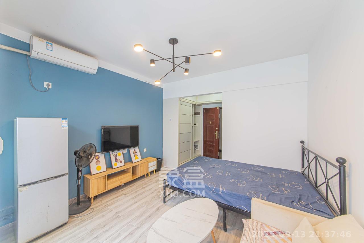 金房奥斯卡  1室1厅1卫    1100.0元/月室内图