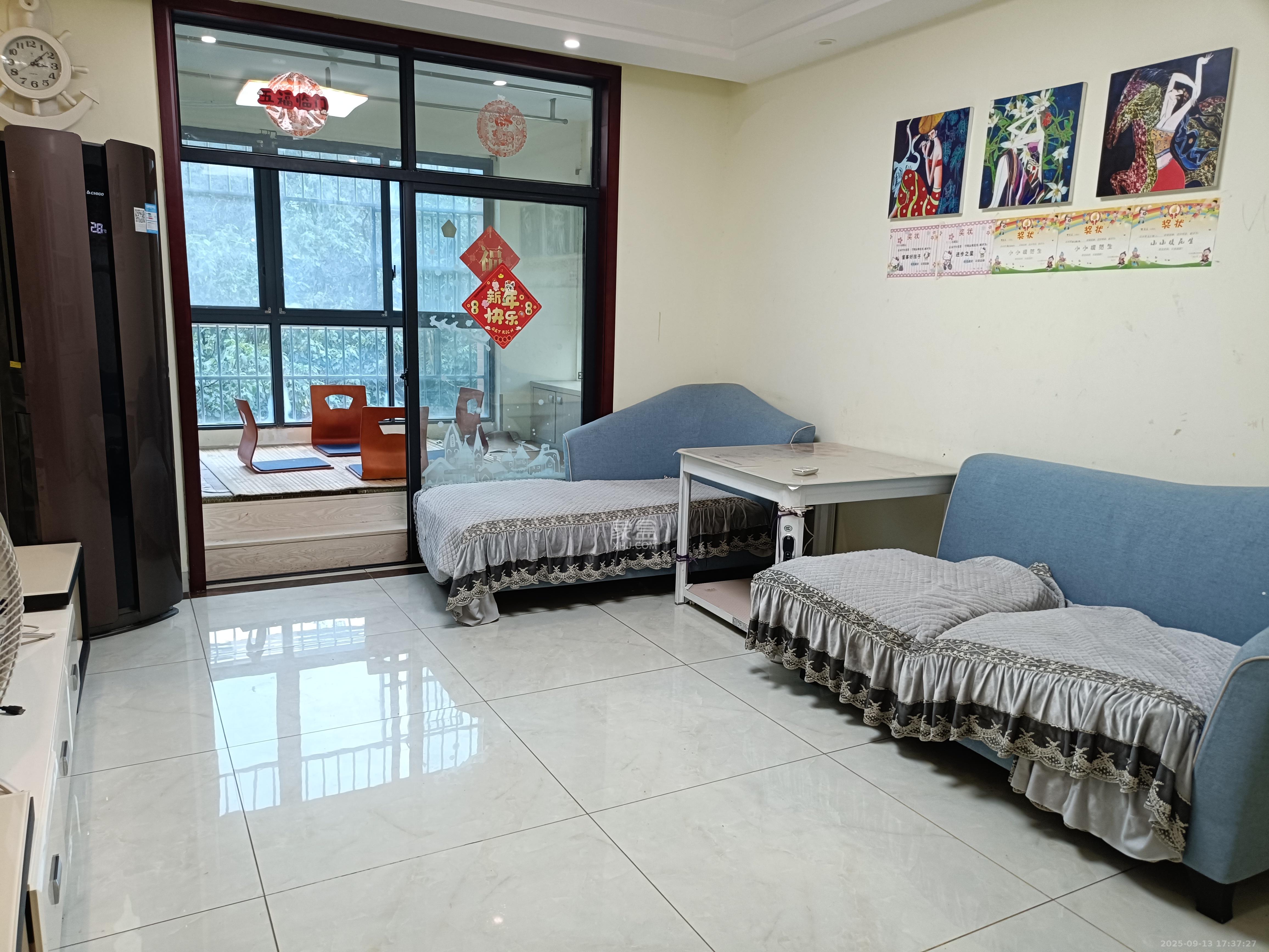 翡翠云天 3室1厅1卫 1800.0元/月 翡翠云天 3室1厅1卫 1800.0元/月室内图