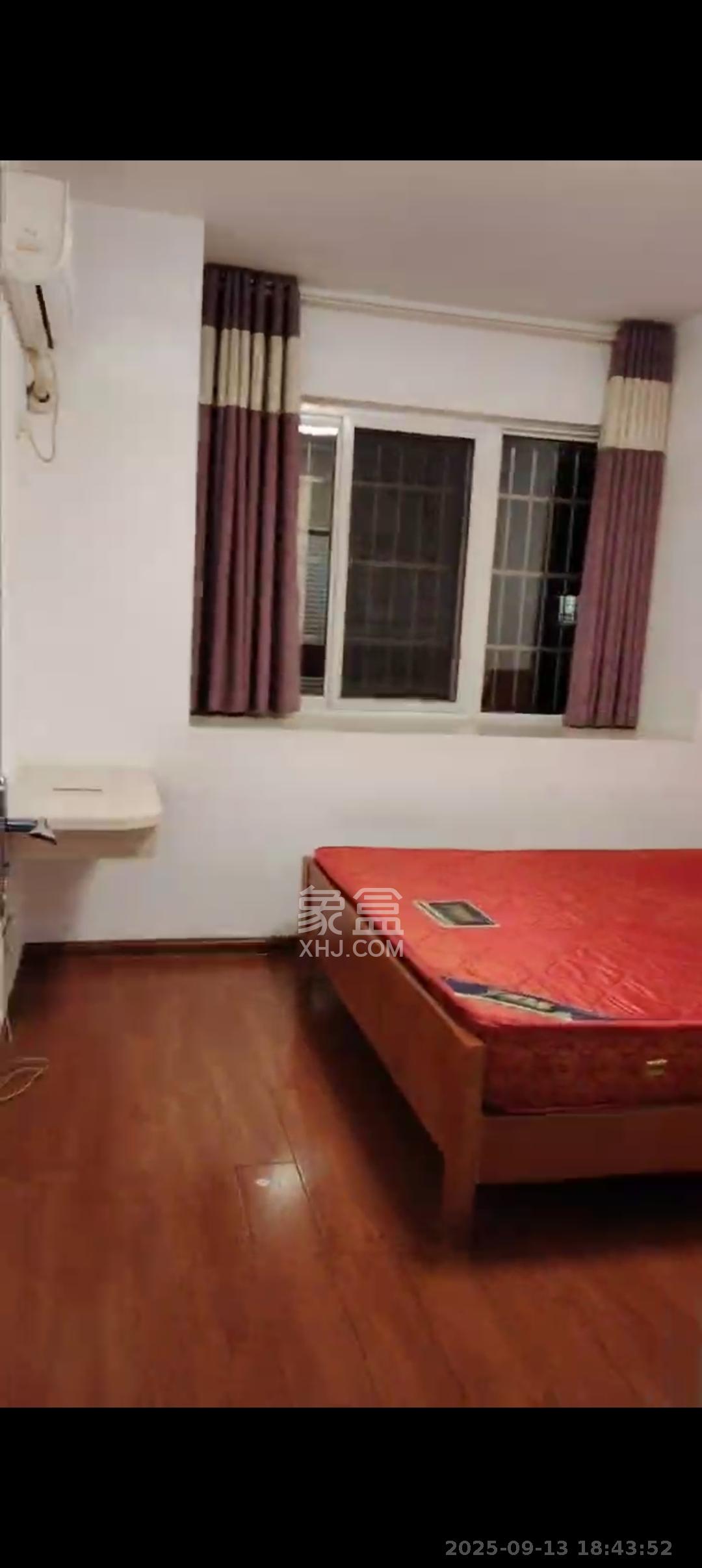 和康园小区  2室1厅1卫    1800.0元/月 和康园小区  2室1厅1卫    1800.0元/月室内图