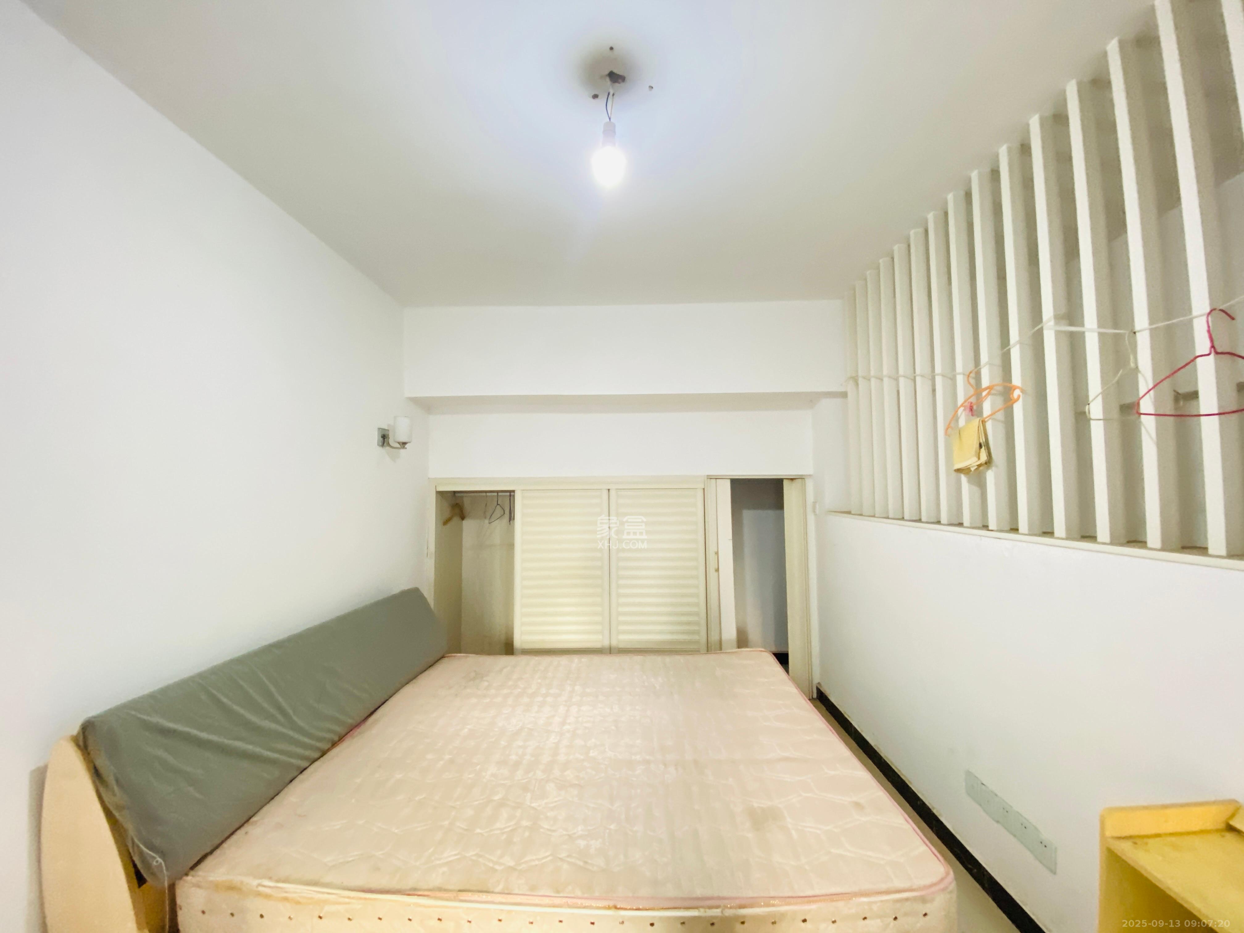 泰龙华府  2室1厅1卫    1700.0元/月 泰龙华府  2室1厅1卫    1700.0元/月室内图