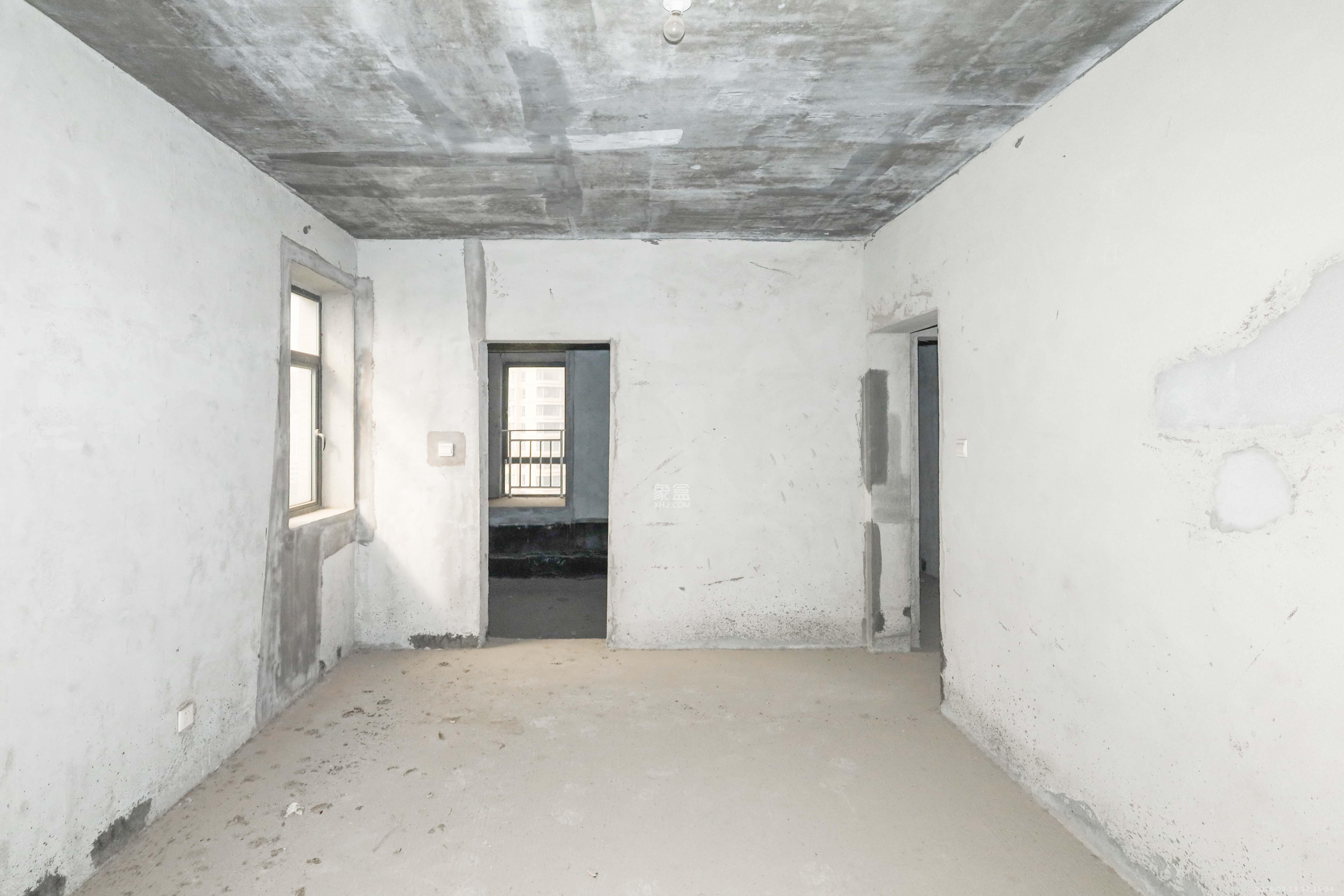 保利麓谷林语C区 3室2厅2卫 130.0万 保利麓谷林语C区 3室2厅2卫 130.0万卧室