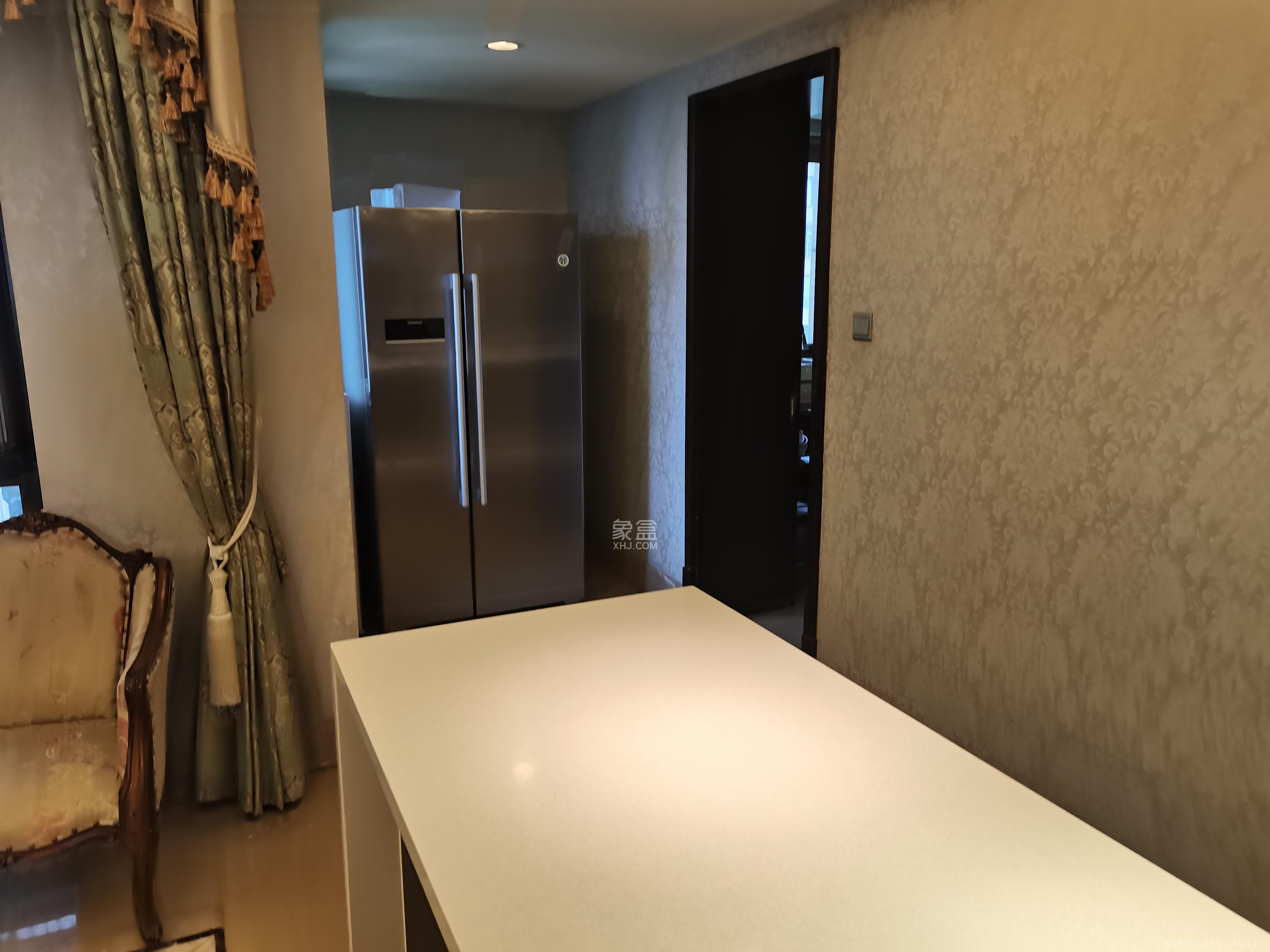 华远华中心  5室2厅2卫    18000.0元/月室内图