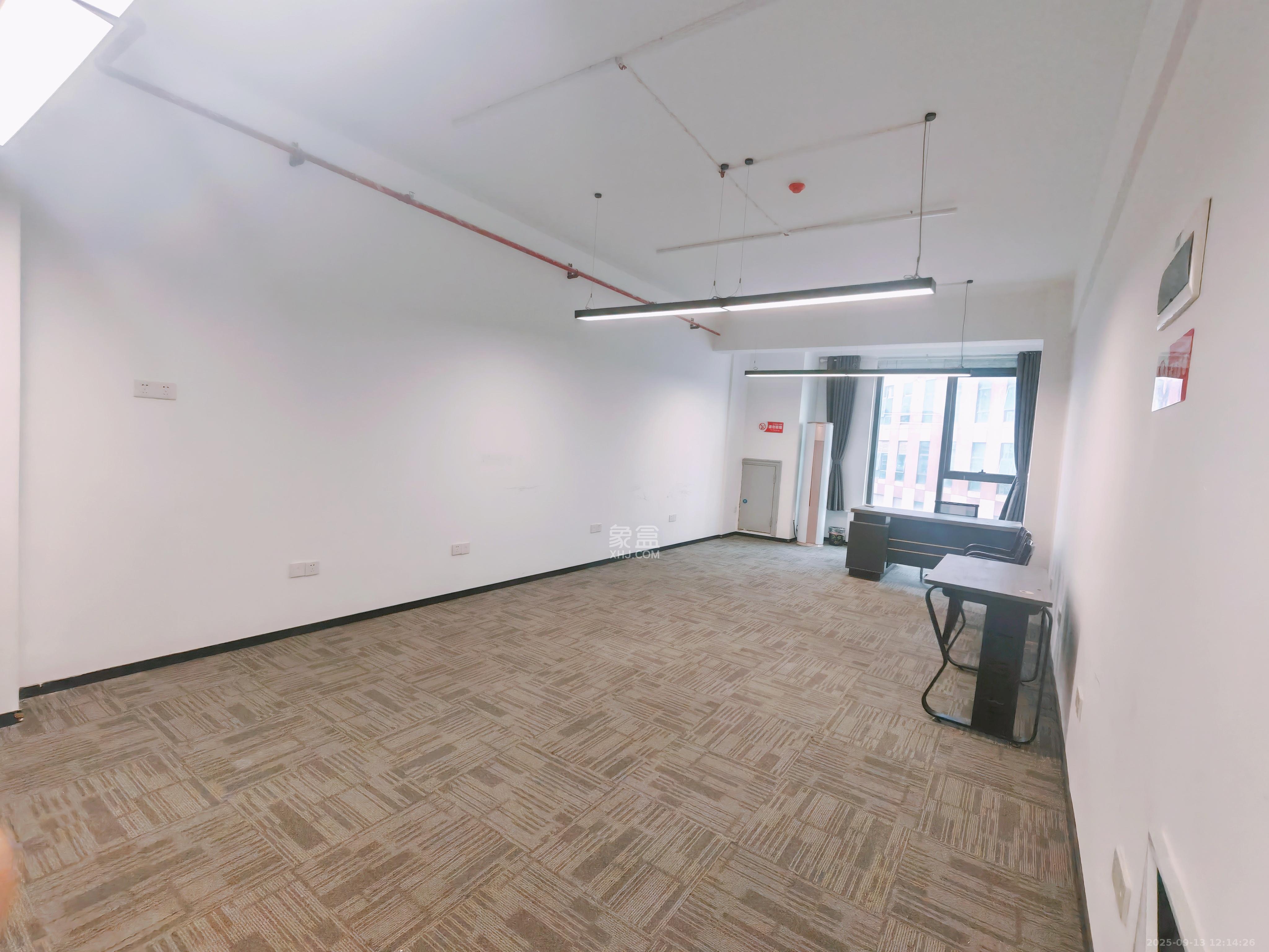 湘域智慧广场  1室0厅0卫    2180.0元/月室内图