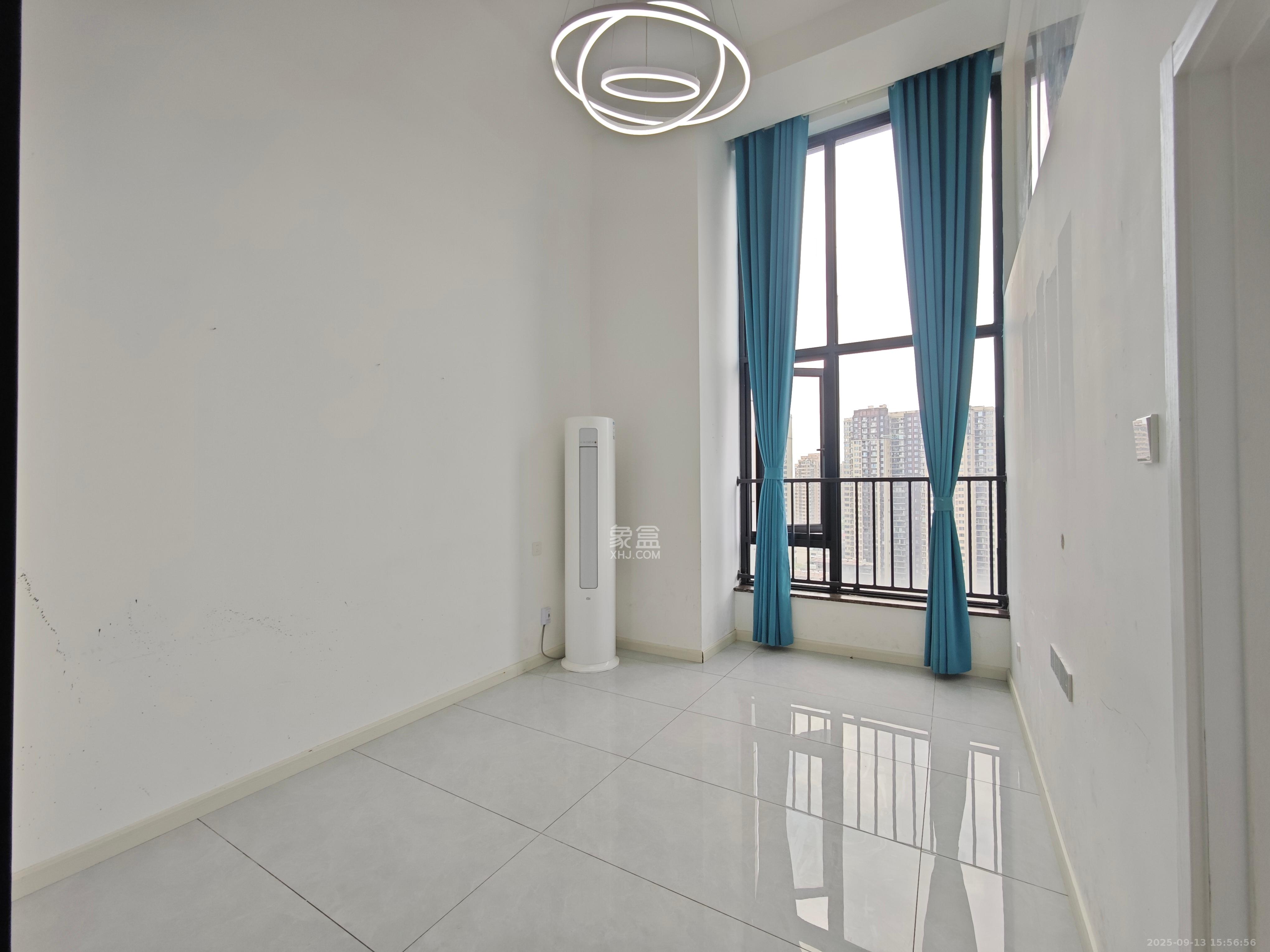 万科金色麦田  3室2厅2卫    2600.0元/月 万科金色麦田  3室2厅2卫    2600.0元/月室内图