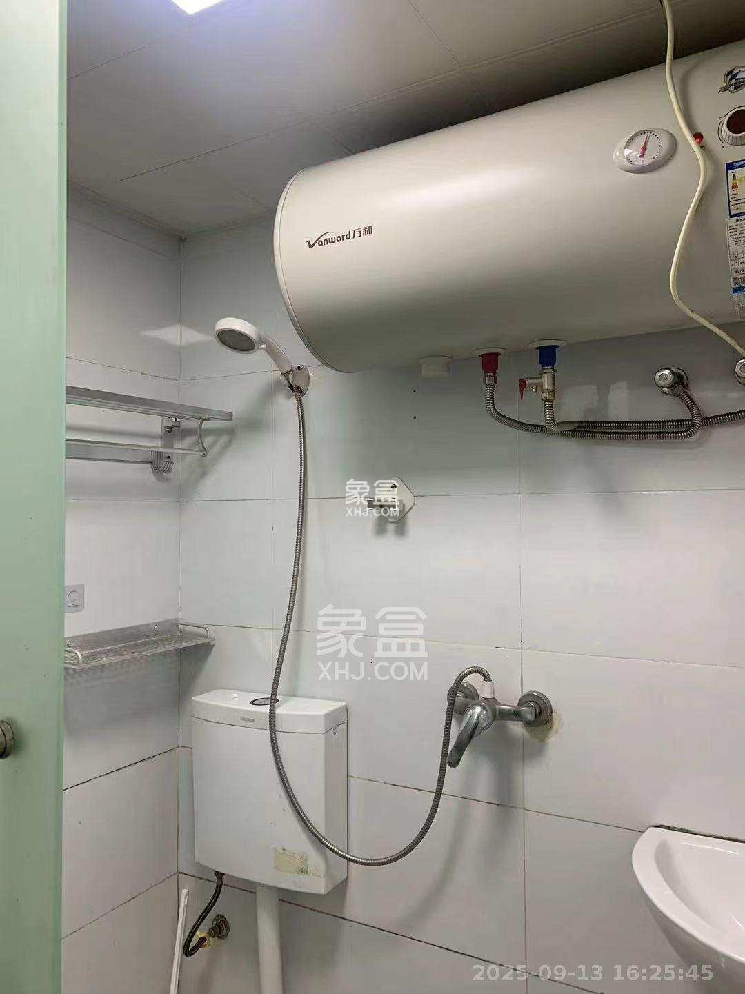 友兴家园 1室1厅1卫 950.0元/月 友兴家园 1室1厅1卫 950.0元/月室内图