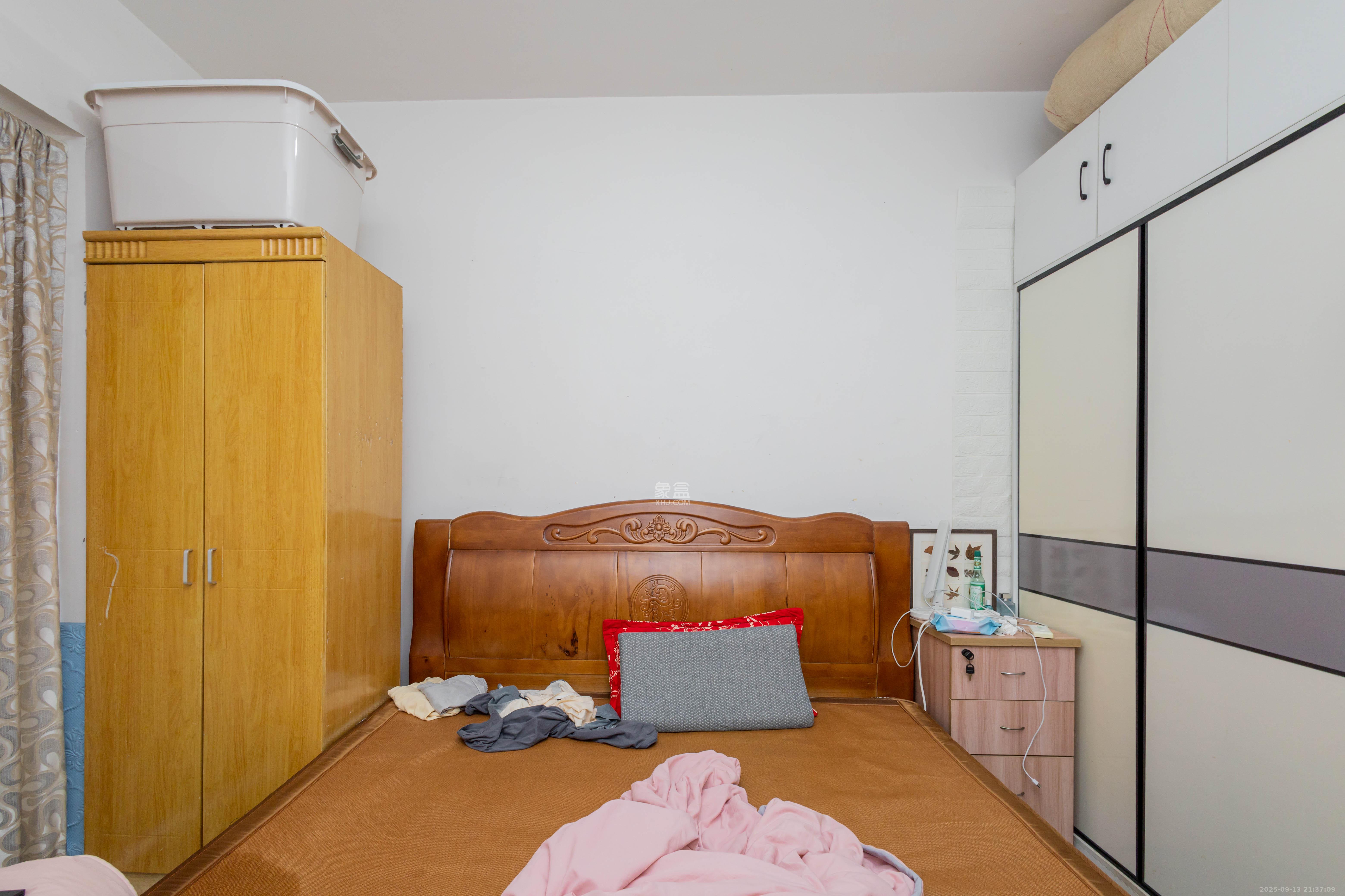 中国铁建国际城一期  1室1厅1卫    30.0万卧室