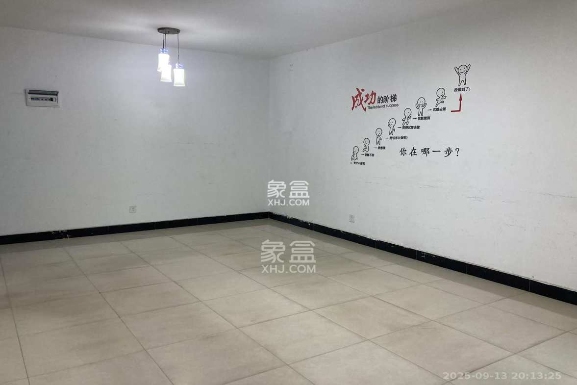 凯通国际城(凯通朝庭) 2室2厅1卫 2500.0元/月 凯通国际城(凯通朝庭) 2室2厅1卫 2500.0元/月室内图