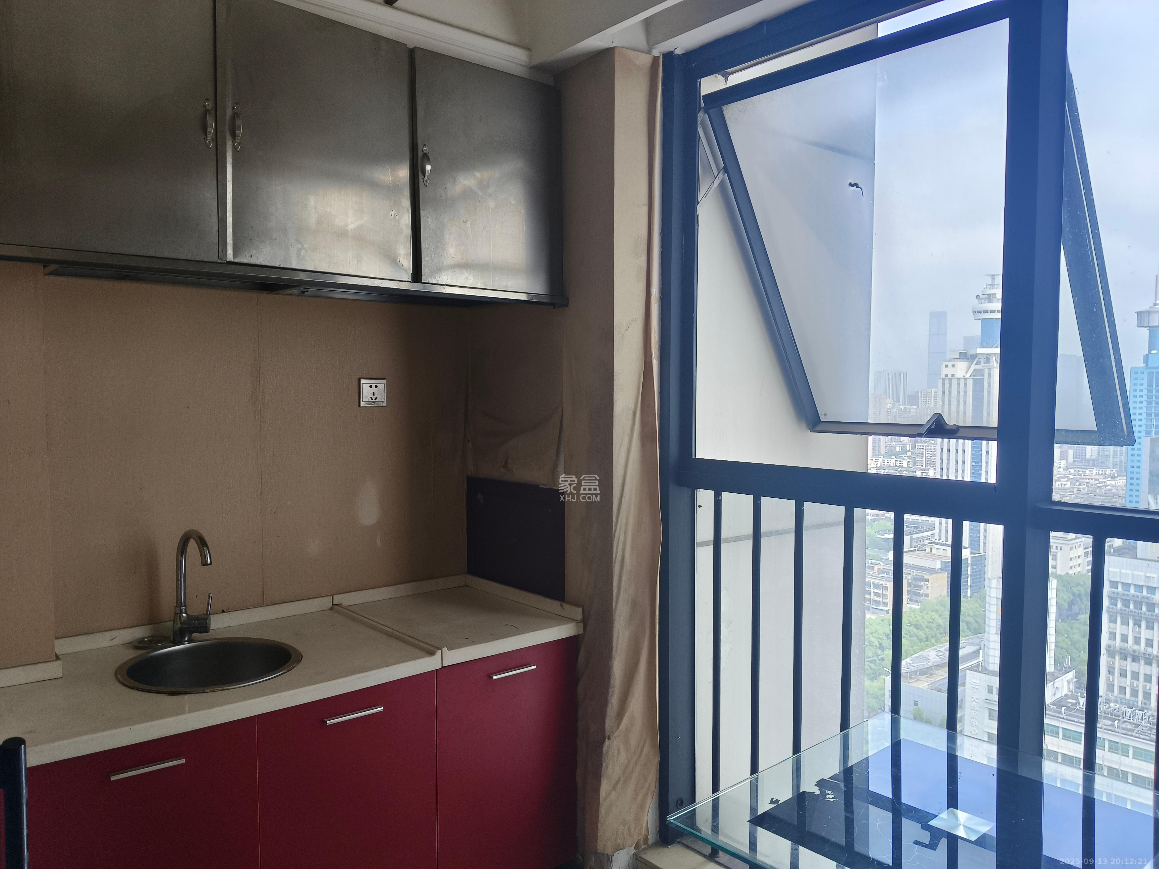 东塘瑞府 1室1厅1卫 1800.0元/月 东塘瑞府 1室1厅1卫 1800.0元/月室内图