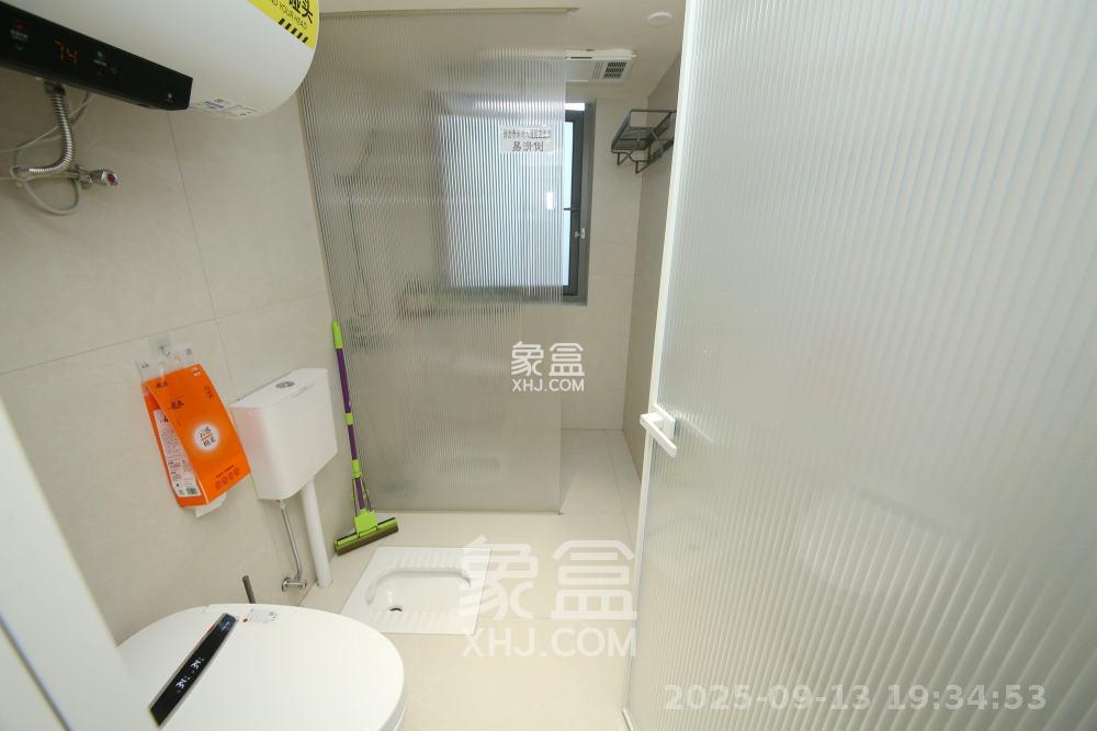 阳光城檀悦  4室2厅2卫   6000.00元/月室内图