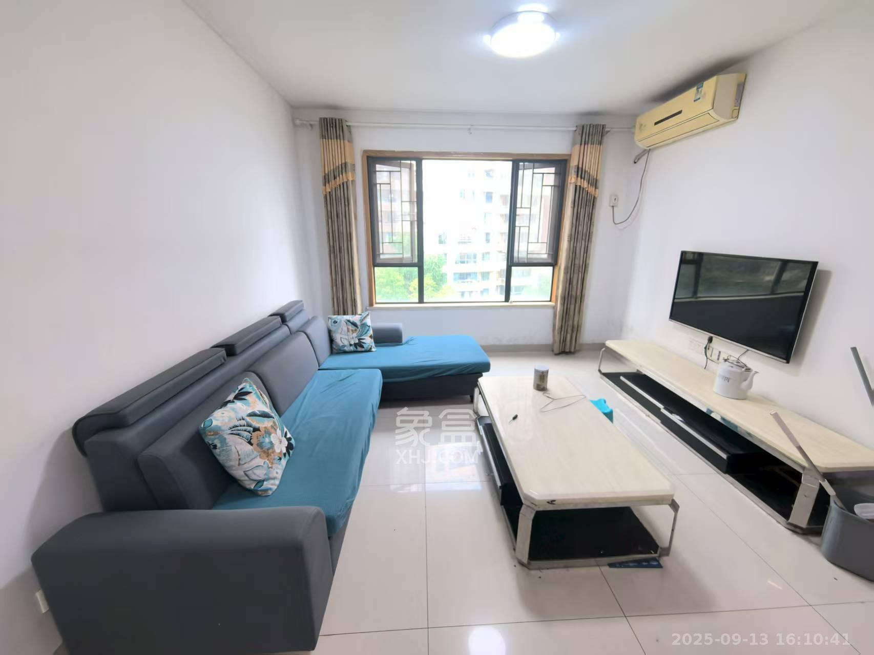 长房时代城 1室2厅1卫 2400.0元/月 长房时代城 1室2厅1卫 2400.0元/月室内图