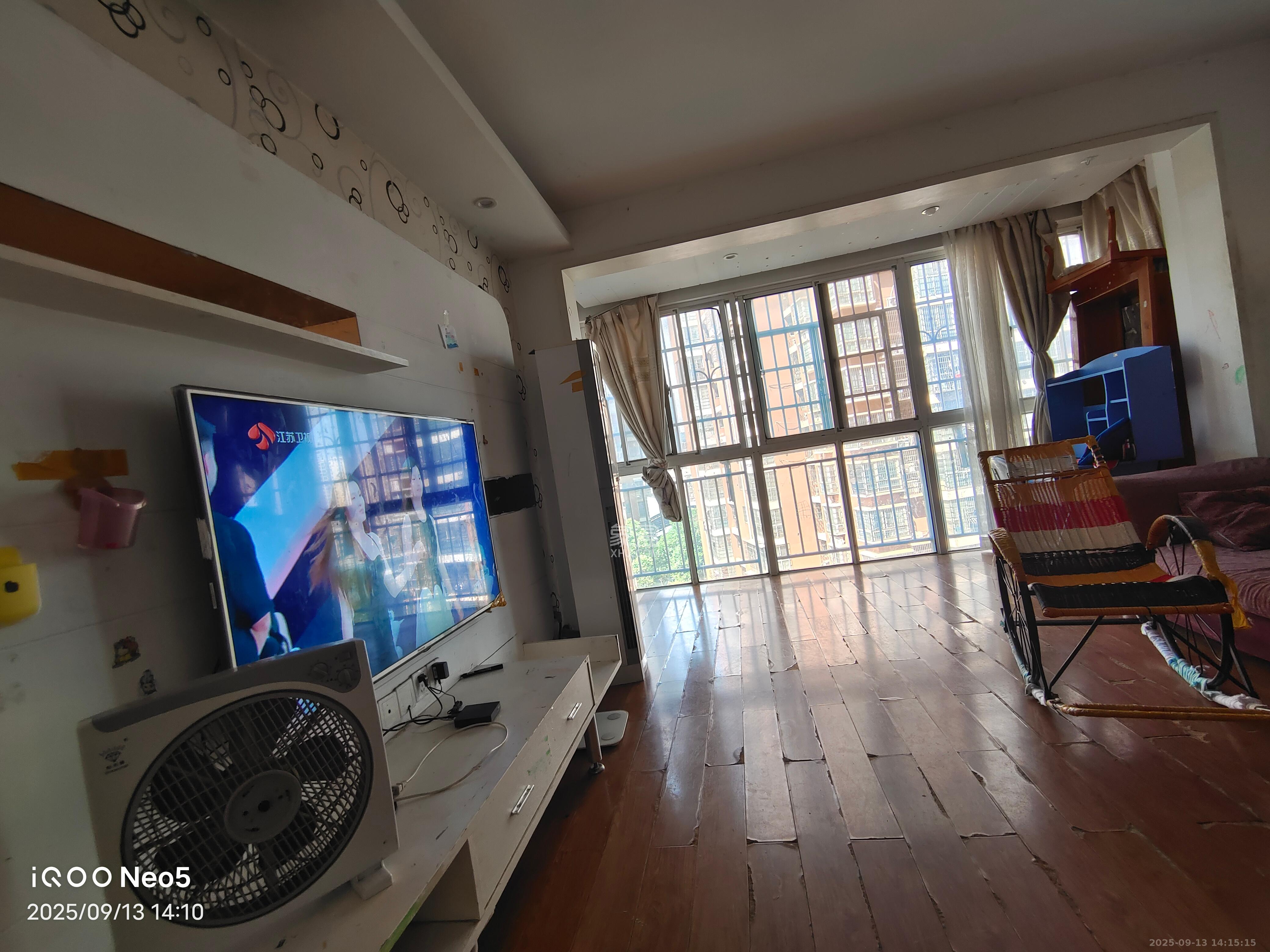 弘欣公寓 3室2厅2卫 2000.0元/月 弘欣公寓 3室2厅2卫 2000.0元/月室内图