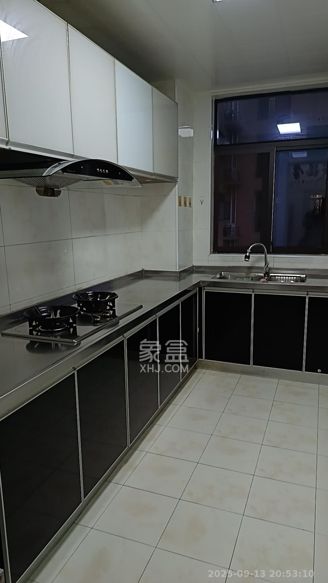 德润小区（丰升德润小区）  3室2厅2卫    2480.0元/月室内图