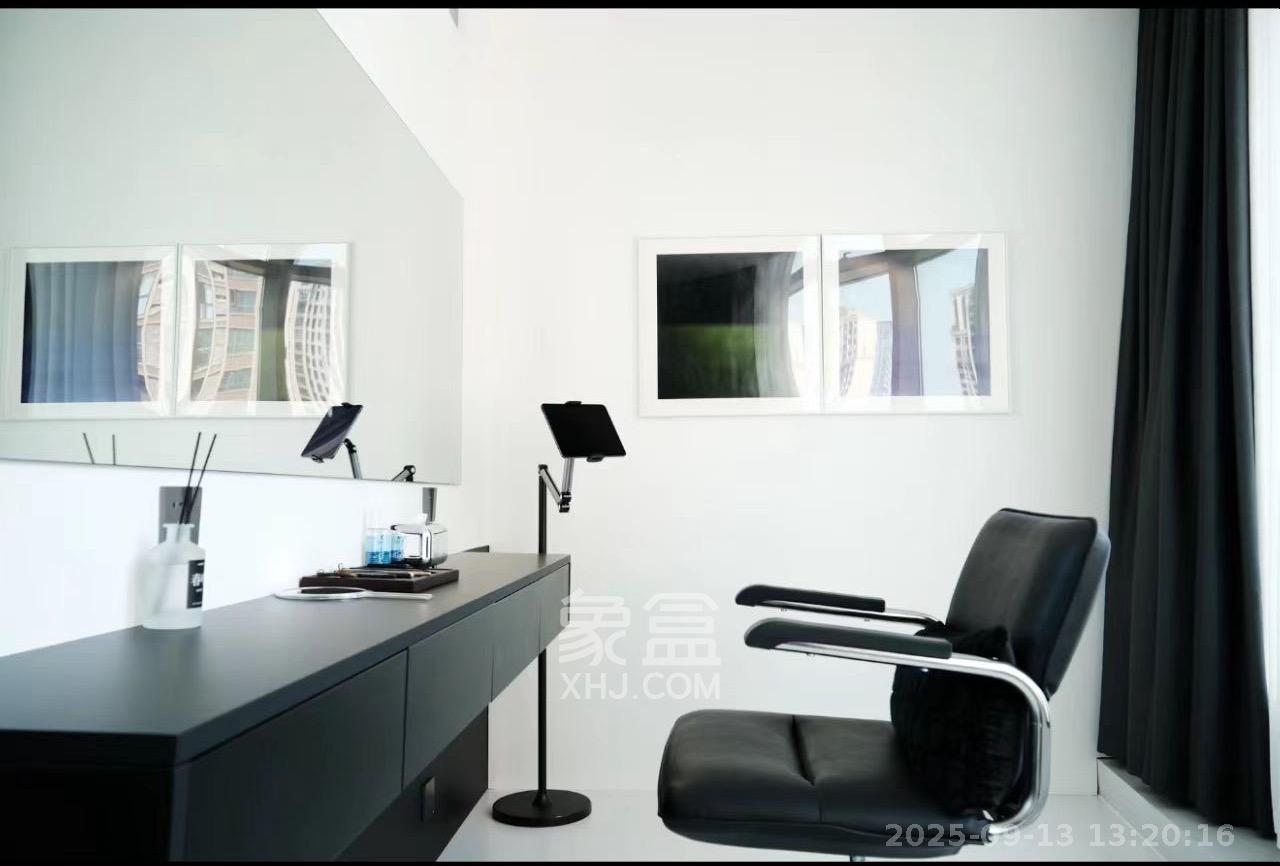 世茂铂曼  1室1厅1卫    5000.0元/月室内图