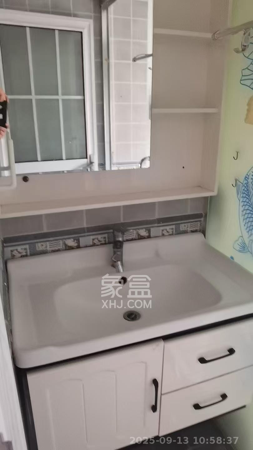 潇湘奥林匹克花园 3室1厅1卫 2500.0元/月 潇湘奥林匹克花园 3室1厅1卫 2500.0元/月室内图