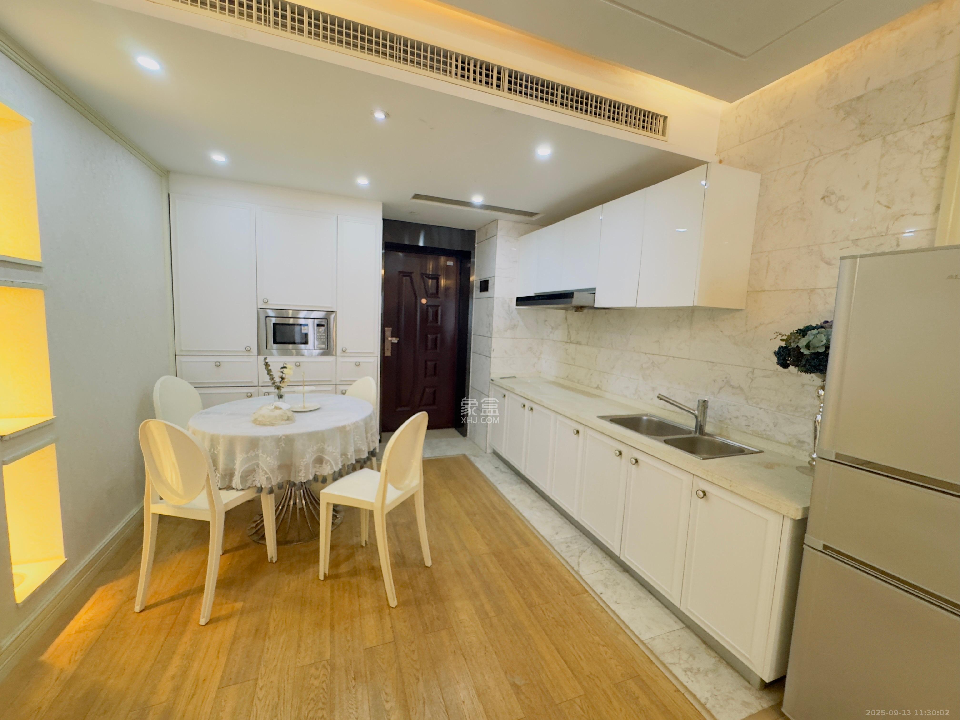 保利国际广场 1室0厅0卫 2800.0元/月 保利国际广场 1室0厅0卫 2800.0元/月室内图