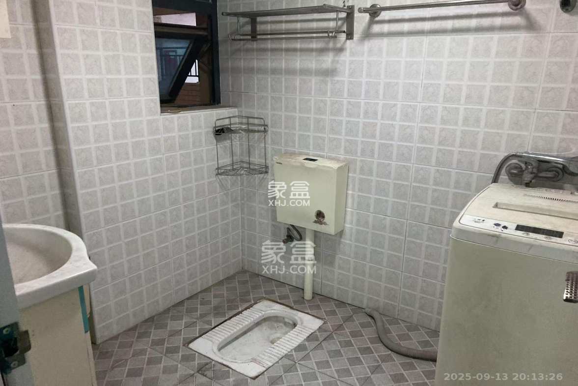 凯通国际城(凯通朝庭) 2室2厅1卫 2500.0元/月 凯通国际城(凯通朝庭) 2室2厅1卫 2500.0元/月室内图