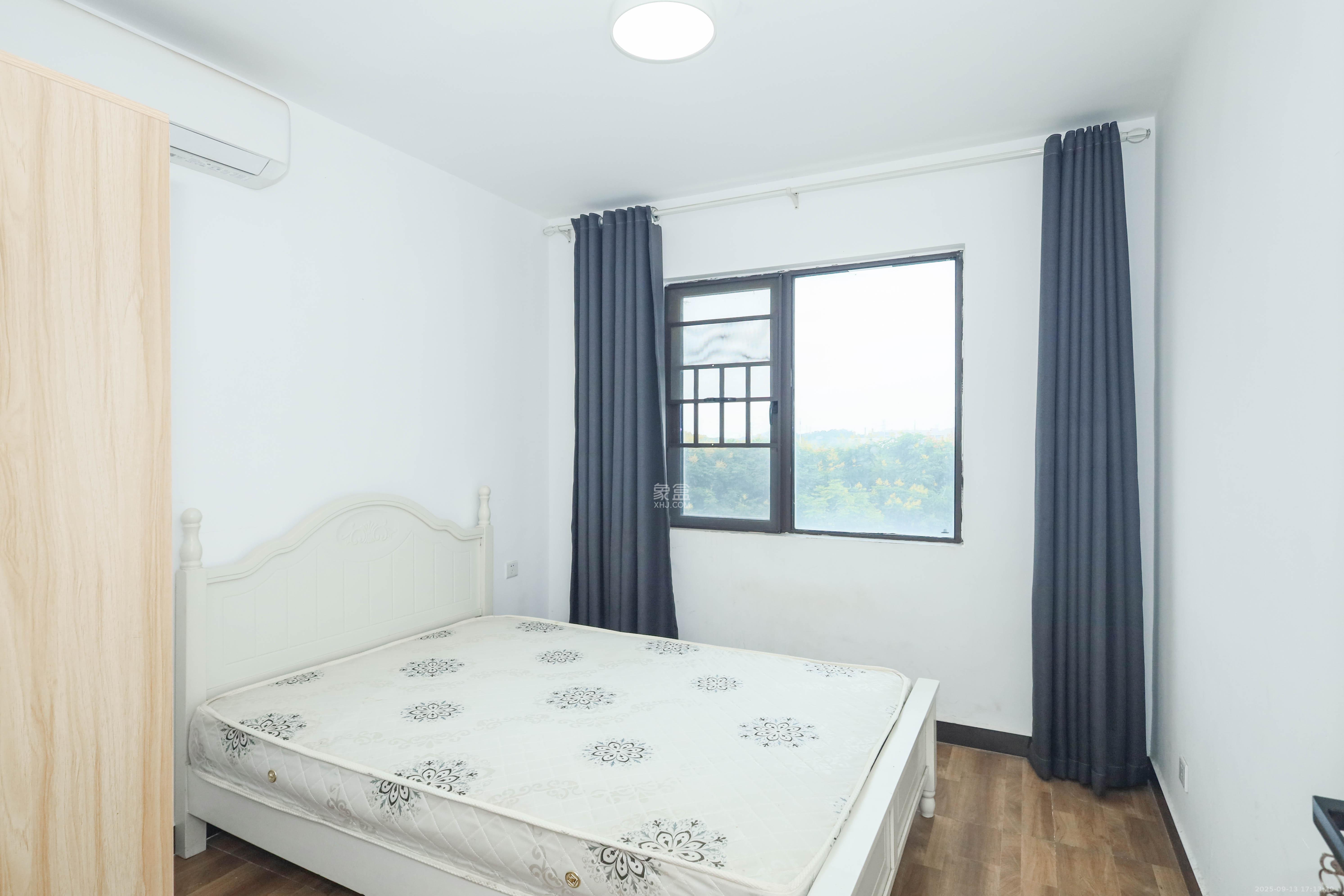 中冶中央公园 3室2厅1卫 110.0万 中冶中央公园 3室2厅1卫 110.0万卧室