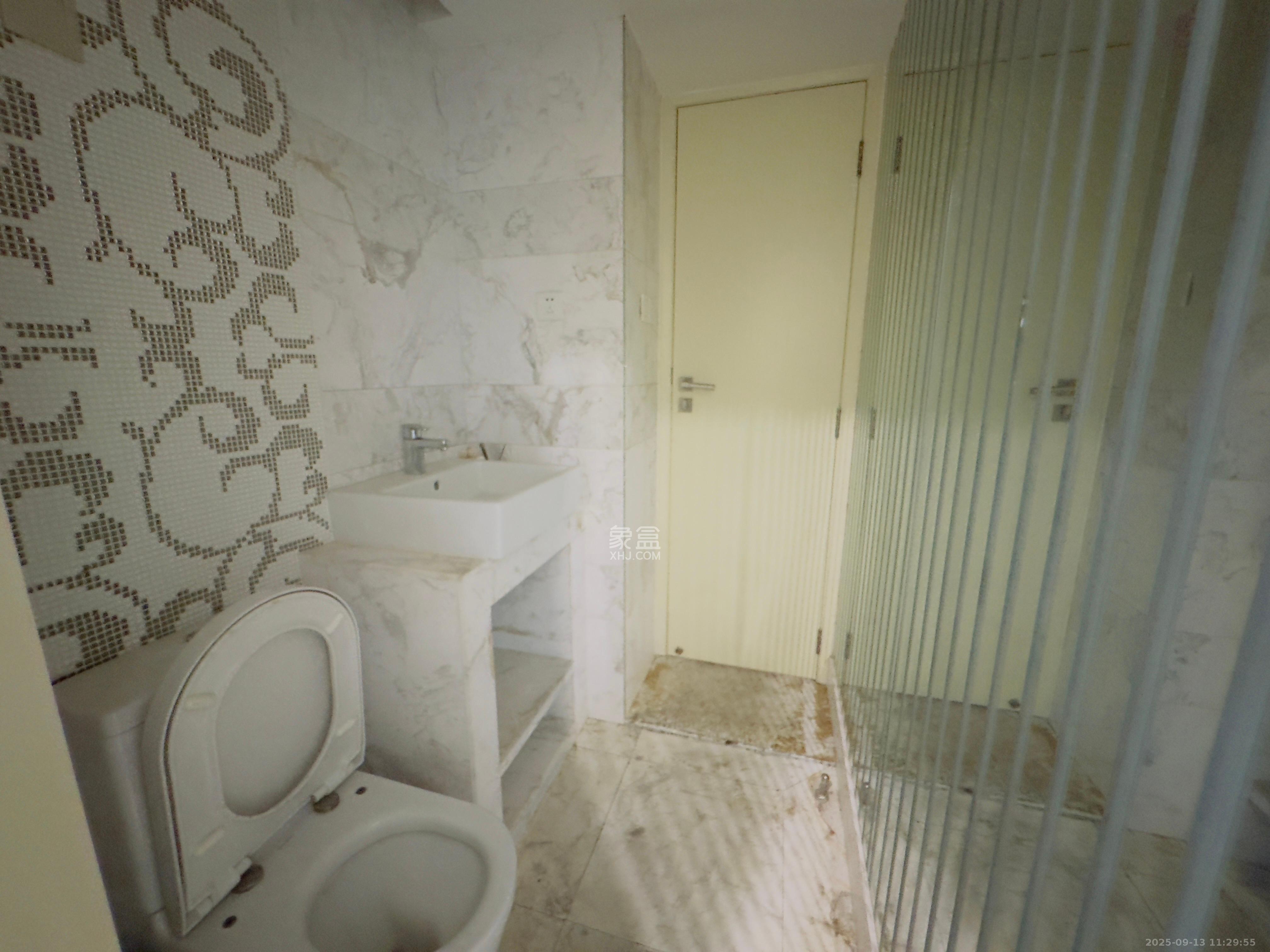 保利国际广场 1室0厅0卫 2800.0元/月 保利国际广场 1室0厅0卫 2800.0元/月室内图