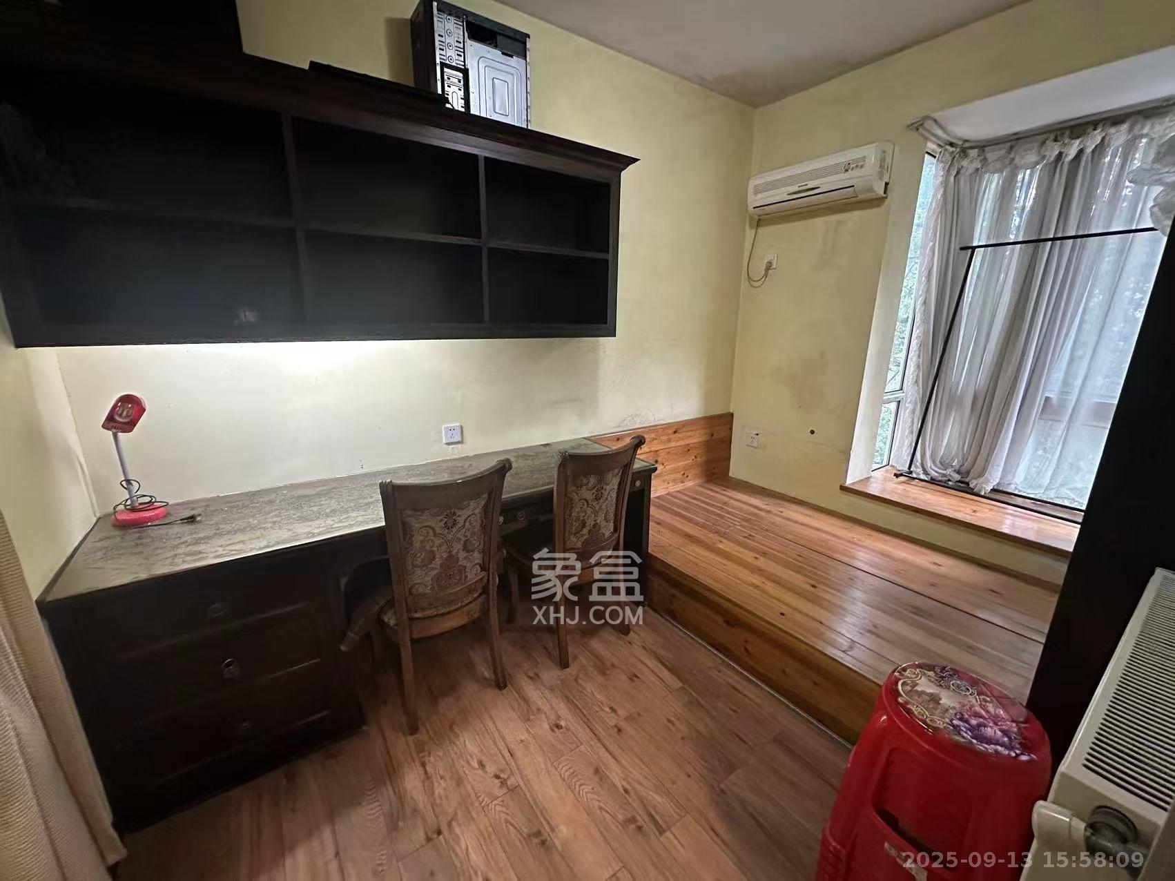 金碧文华 3室2厅1卫 2100.0元/月 金碧文华 3室2厅1卫 2100.0元/月室内图