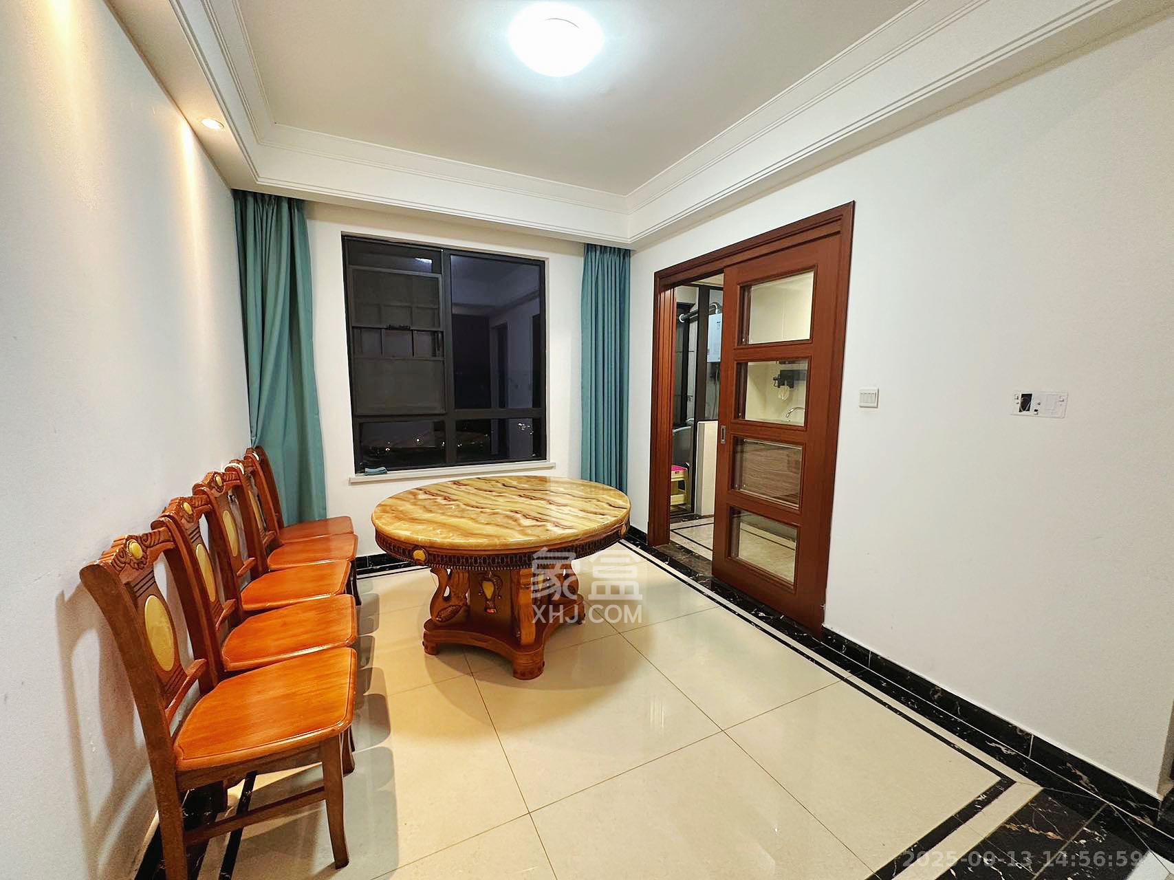 中海国际二期  3室2厅1卫    2100.0元/月室内图